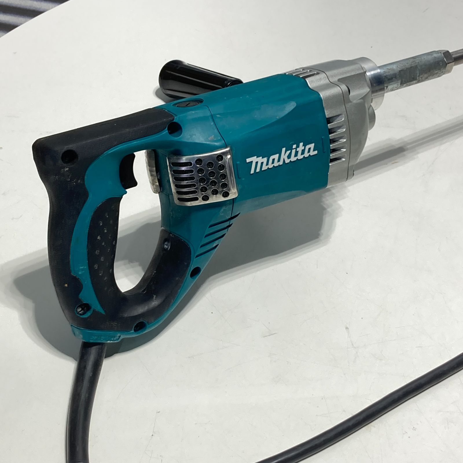 中古 makita マキタ カクハン機 UT1305 動作確認済 電動工具 - メルカリ