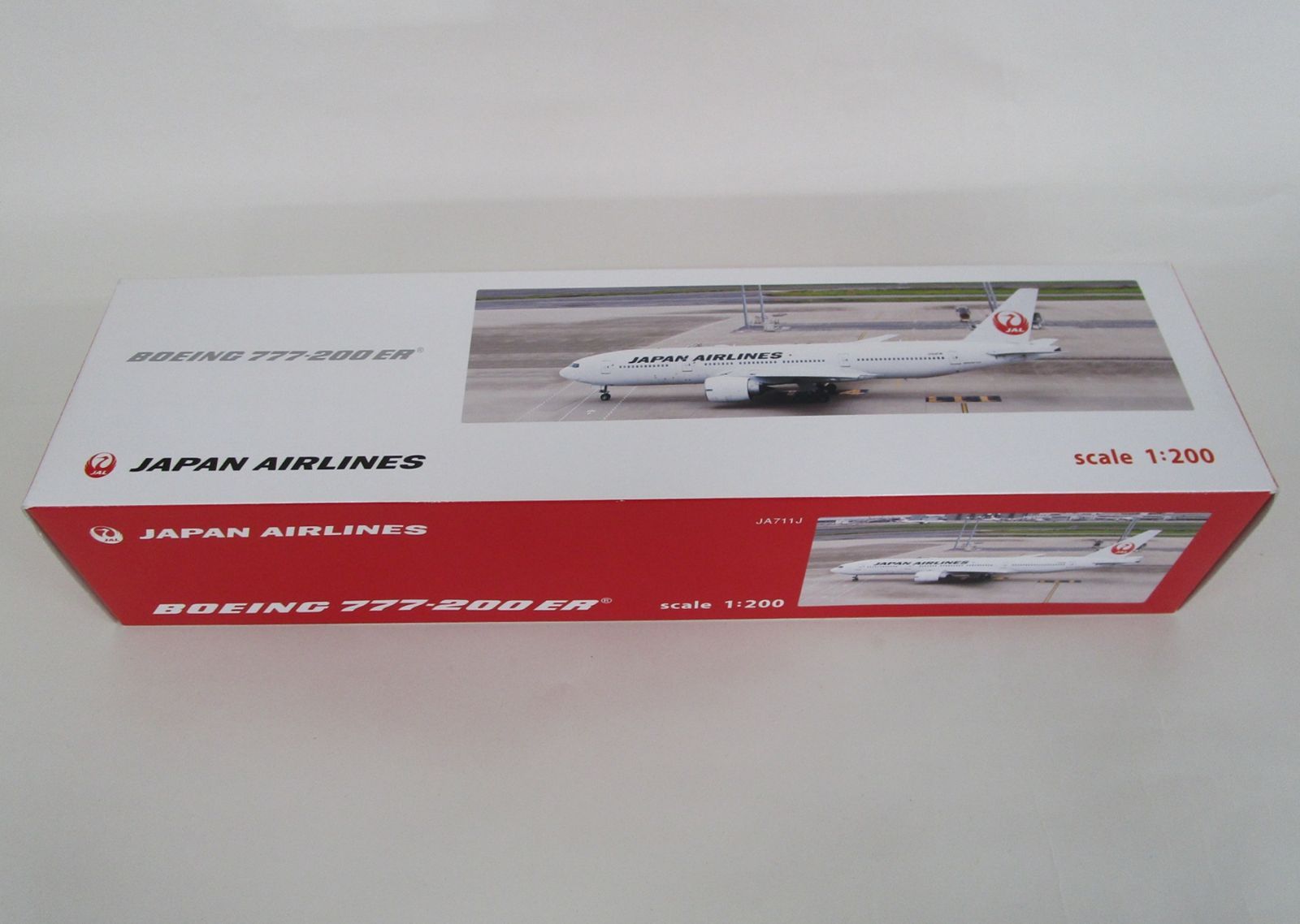 『未使用品』JAL 777-200ER 1/200 Hogan JAL B777-200ER JA711J 新鶴丸塗装 WiFiアンテナ装備 JALUX 1