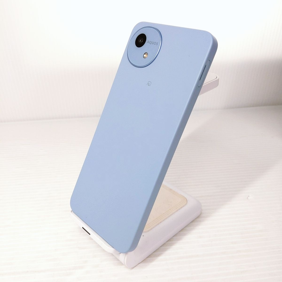 docomo AQUOS wish4 SH-52E ブルー 本体 AQUOS wish4 SH-52E | Android スマートフォン | 製品 | NTTドコモ