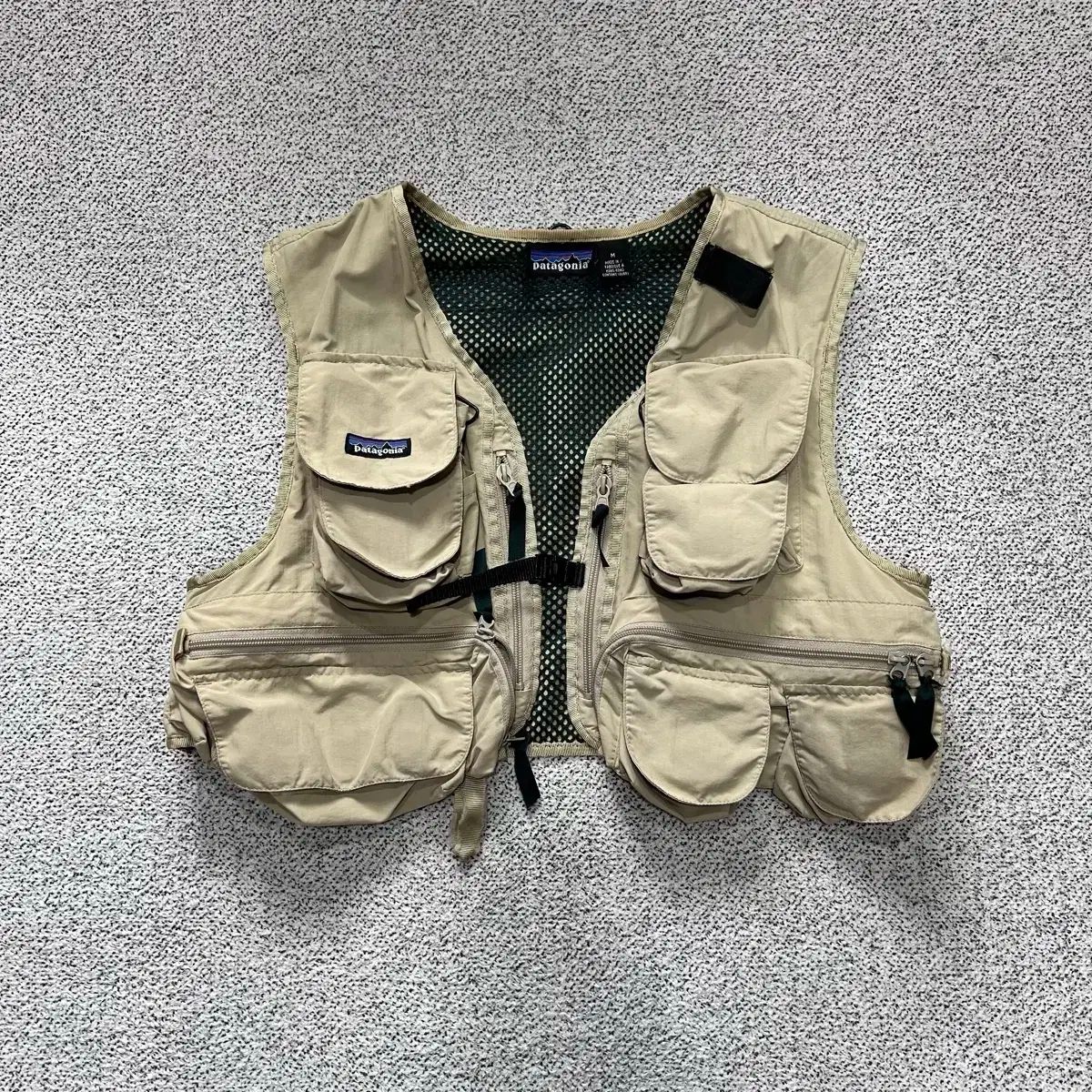 patagonia フィッシングベスト メッシュ アウトドア 古着 patagonia