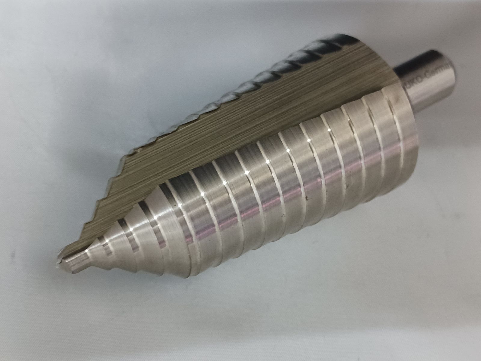 RUKO 101097 ステップドリルビット 6～40.5mm HSS 全長105mm 三角シャンク