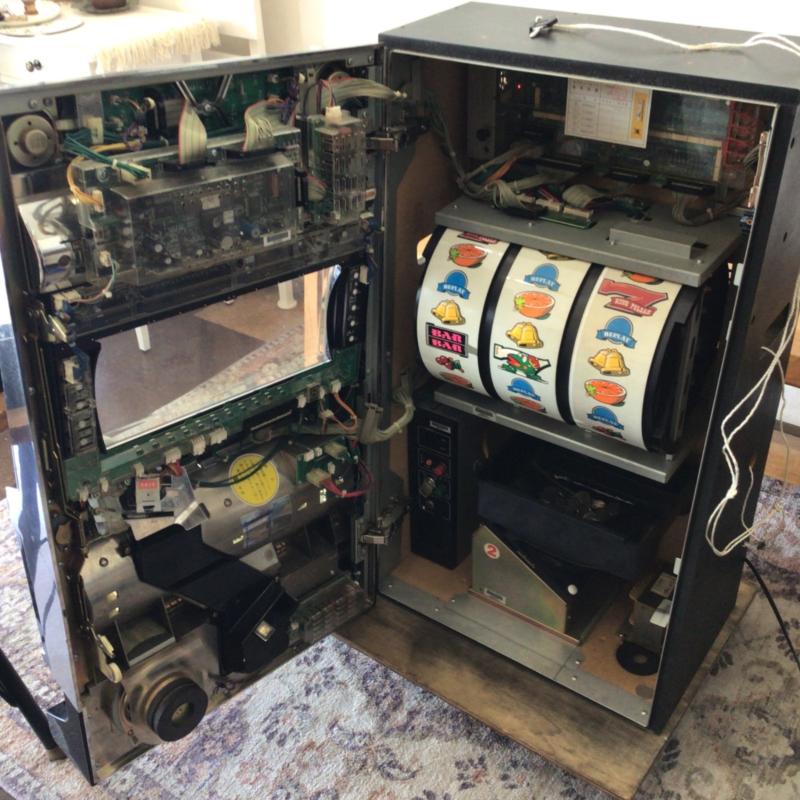 手渡し|愛知県 10102 動作 済み YAMASA 山佐 キングパルサー エース 4号機 パチスロ実機 king pulsar 鍵 コイン付 キンパル