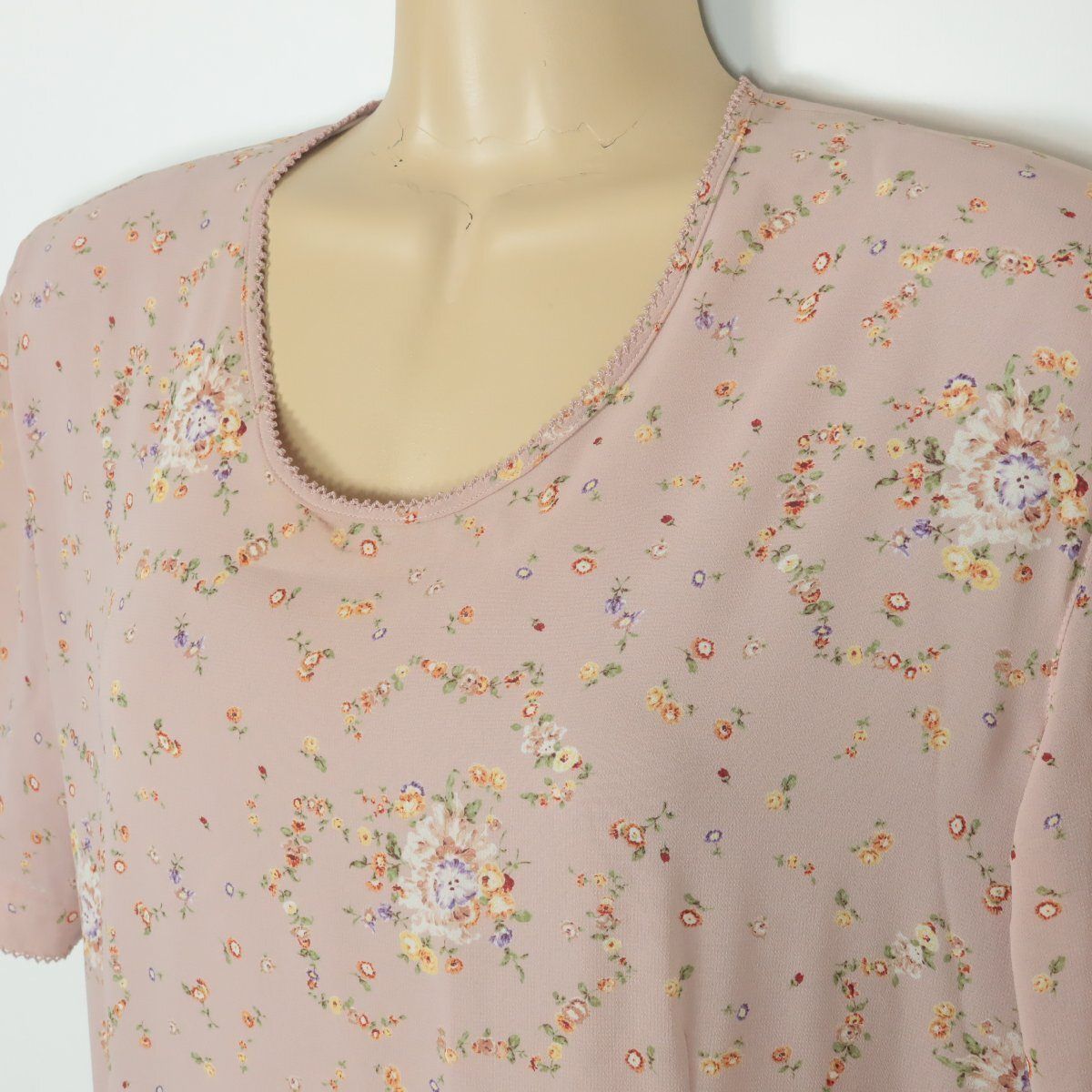 カネコイサオ　ケープ ワンダフルワールド ピンクハウス カネコイサオ ケープ - メルカリ