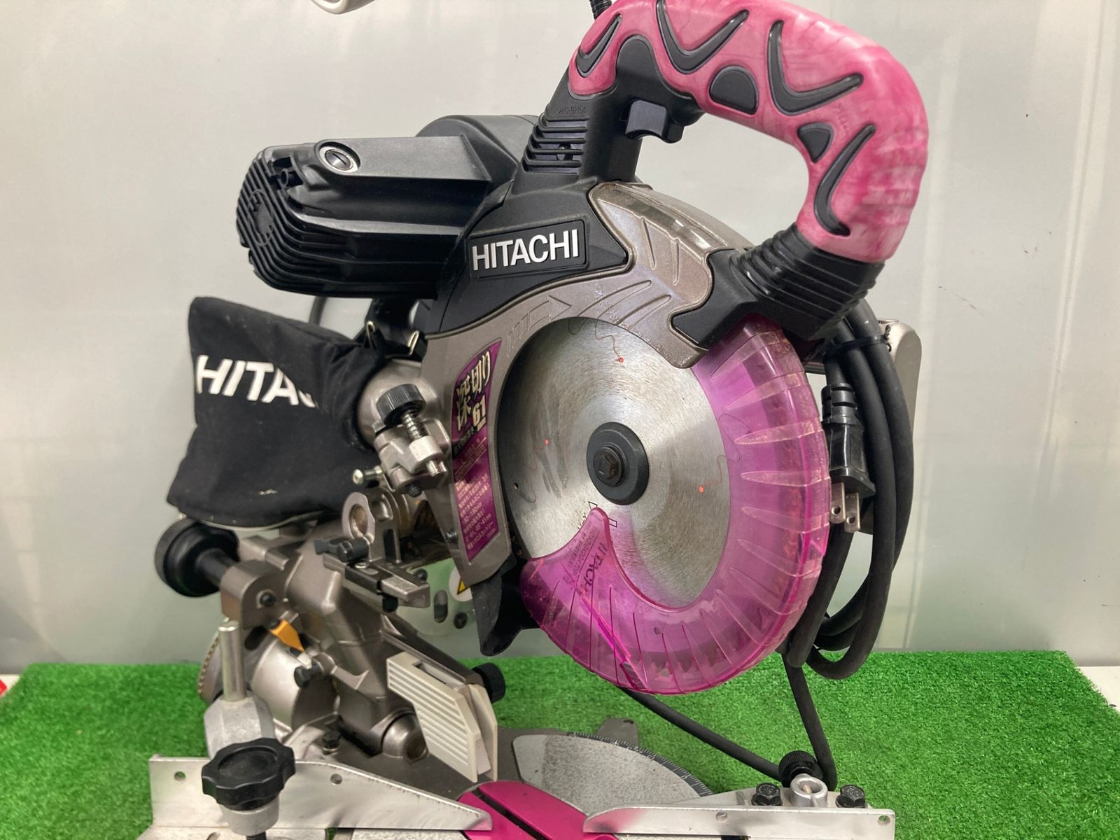 中古品】【0922】HiKOKI(日立工機) 190㎜卓上スライド丸のこ ピンク 