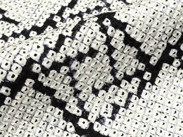 平和屋本店□極上 本疋田絞り 振袖 幾何学文様 黒地 逸品 CYAA2271s5