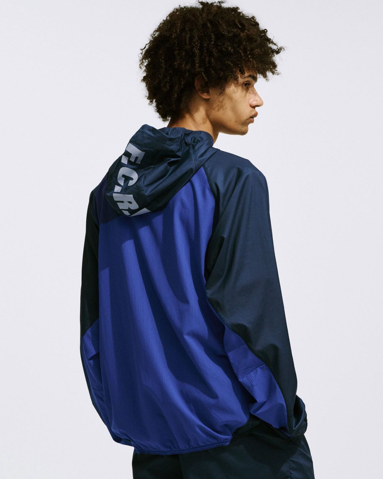 F.C.R.B ULTRA LIGHT WEIGHT TRAINING JACKET ジャケット FCRB-240021 