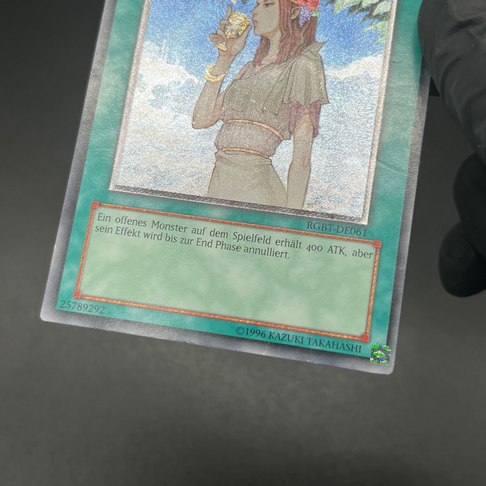 遊戯王 禁じられた聖杯 EU 1st レリーフ　3枚 遊戯王 禁じられた聖杯/レリーフ/ドイツ/EU版 B - メルカリ