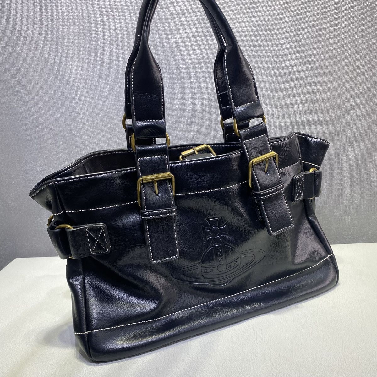 VivienneWestwood ハンドバッグ アコード デカオーブ VAby0-m14261842662 | rccgcanada.net