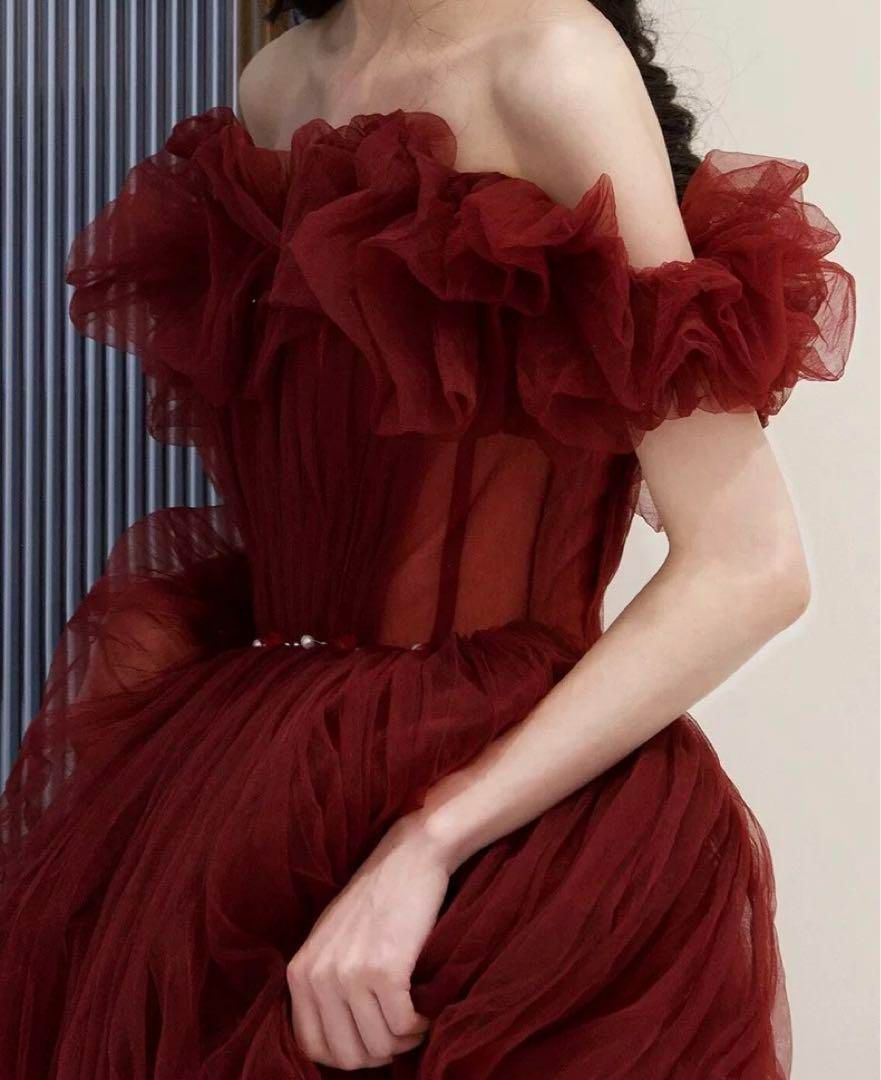 パールがオシャレで可愛い フリル オフショルイブニングドレス パールがオシャレで可愛い フリル オフショルイブニングドレス