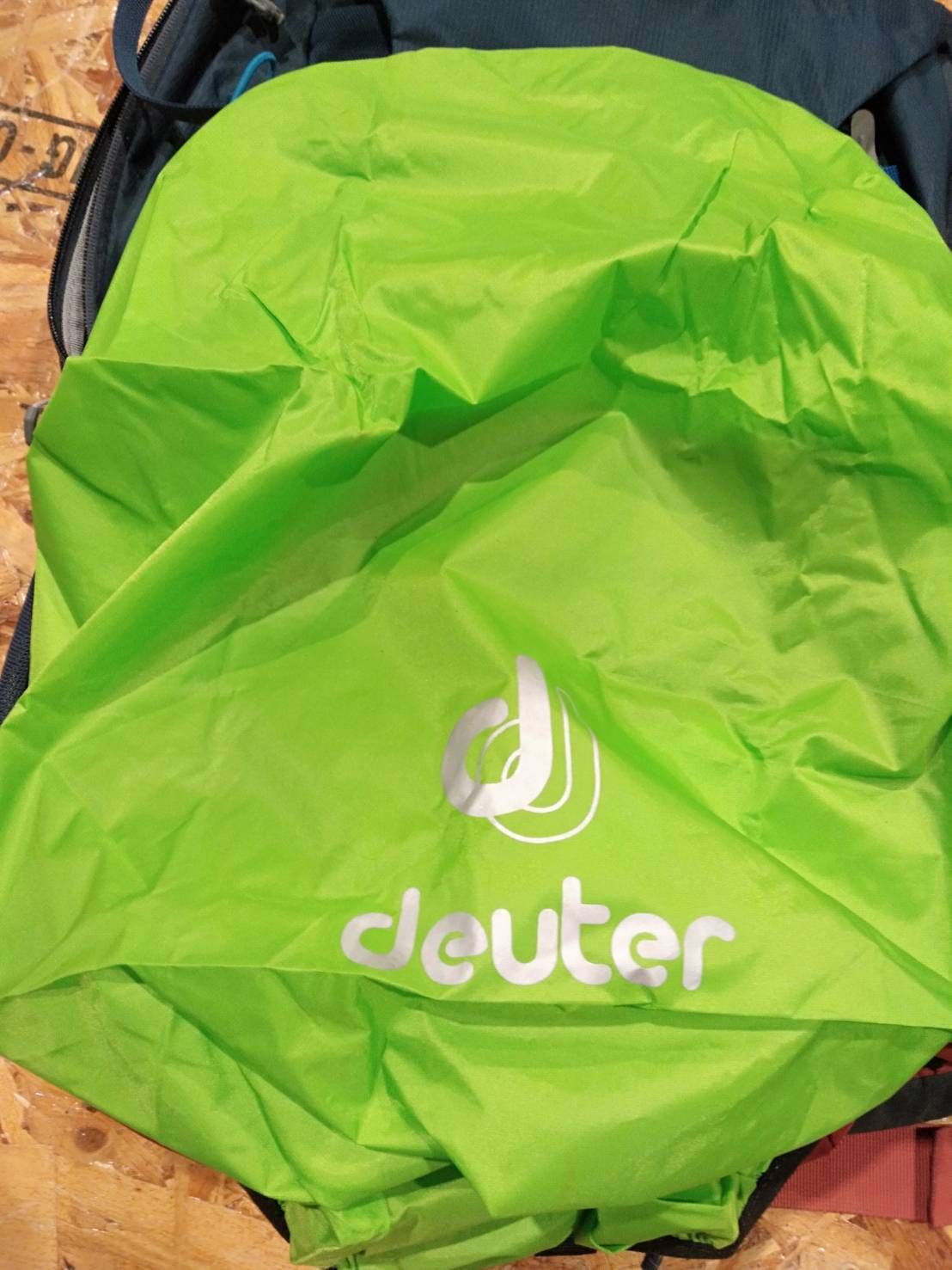 deter(ドイター)トレイルプロ32(廃盤品) deter(ドイター)トレイルプロ32(廃盤品) ※破れ2箇所あり - メルカリ