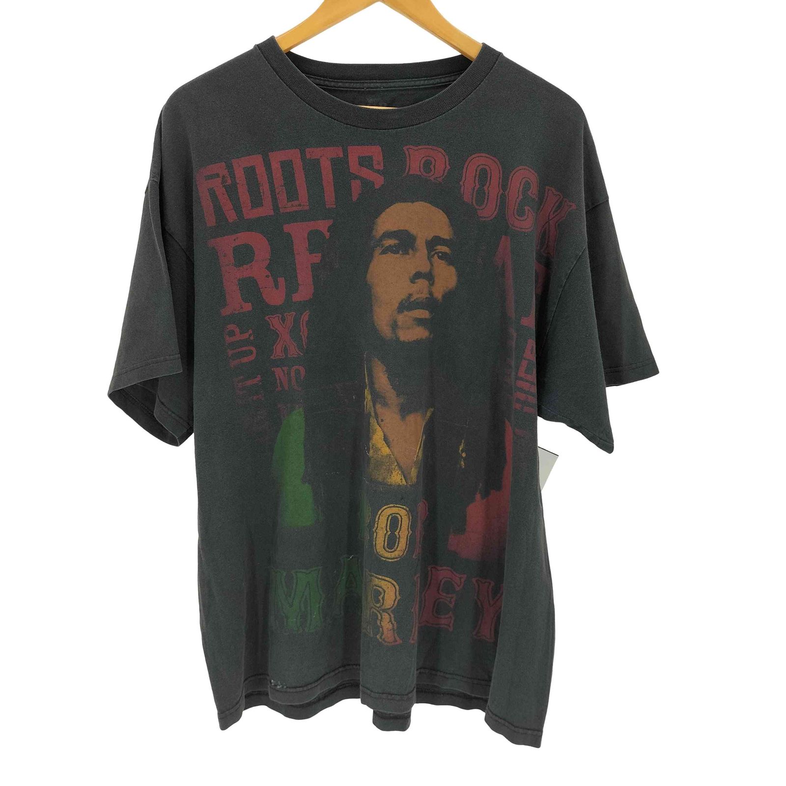 USED古着(ユーズドフルギ) {{homage}} S/S USA製 フロントデザインプリントクルーネッ 中古 古着 0823 USED古着(ユーズドフルギ) アーティストプリントクルーネックT