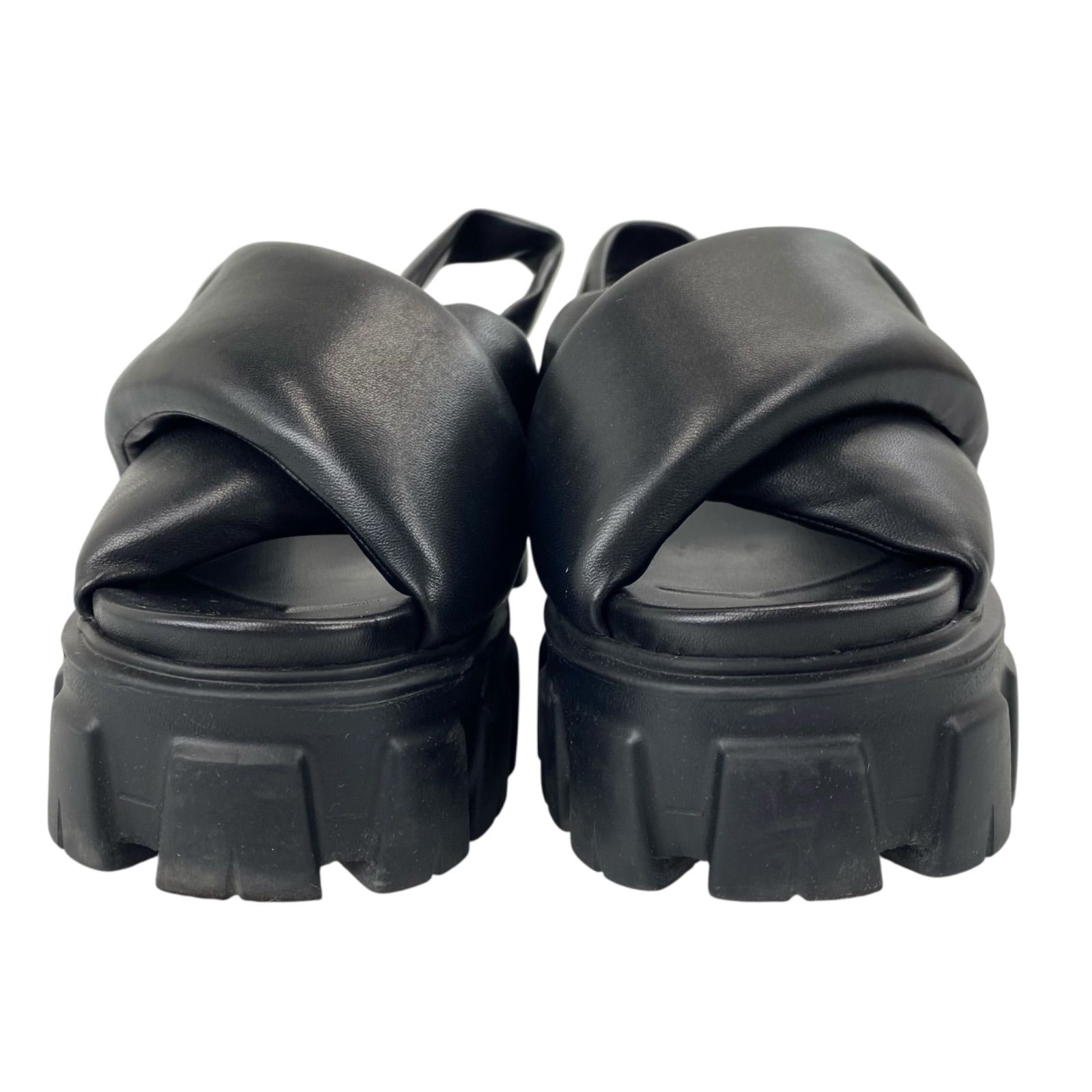 ○美品 プラダ PRADA パデッド ナッパレザー サンダル