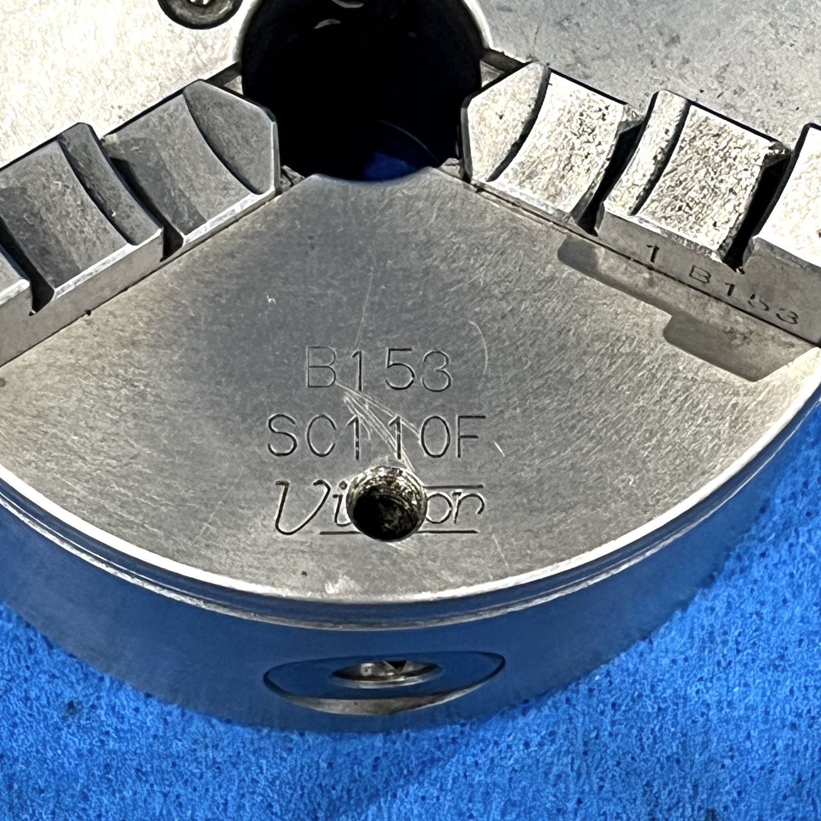 スクロールチャック 小林鉄工所