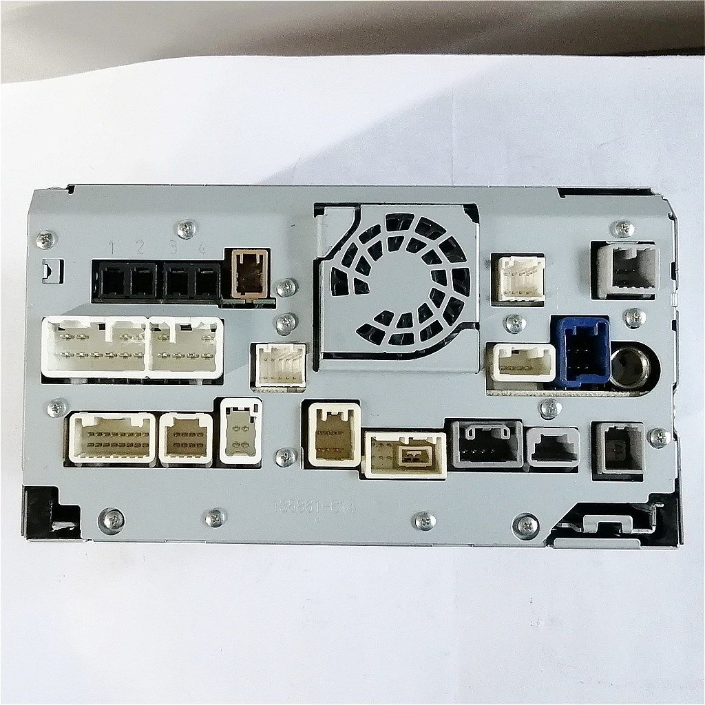 トヨタ純正SDナビ　NSZT-W66T + MCCS-Ⅱ + KGM-802G トヨタ カーナビ ナビ 7インチ NSZT-W62G 人気モデル 地図2012