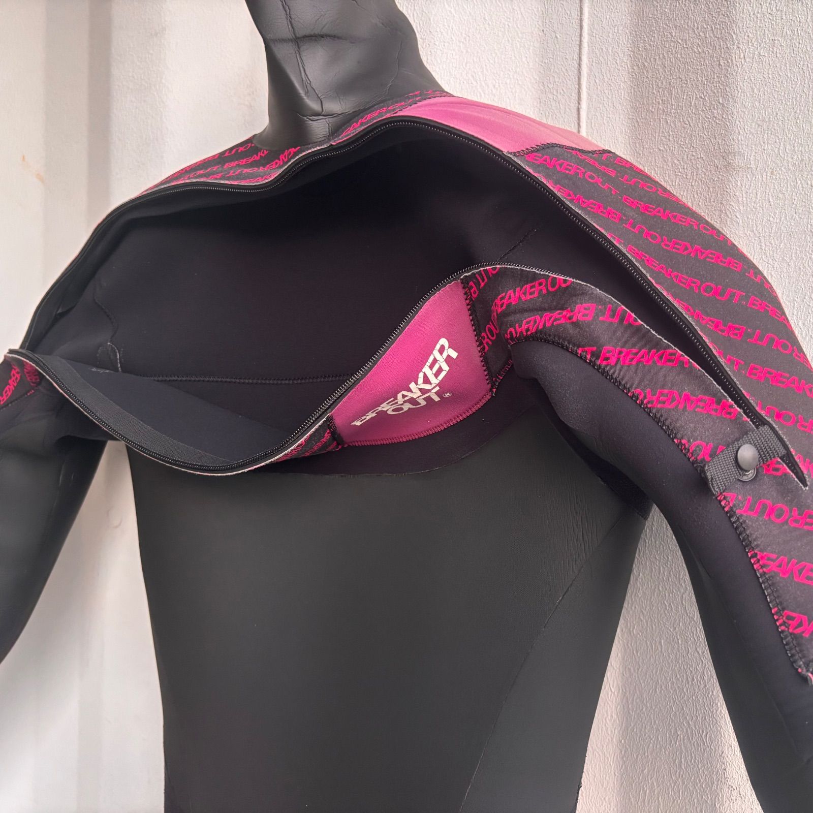 エクスプローダーチェストジップ MLサイズ相当