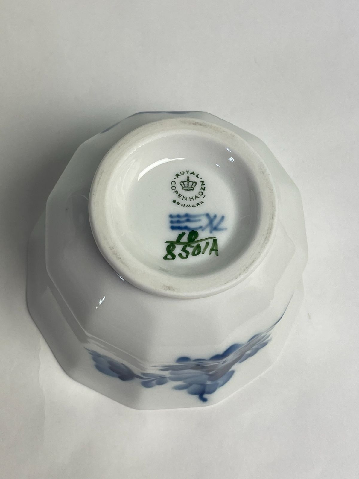 ロイヤルコペンハーゲン ブルーフラワー アンギュラー ボウル（＃8501