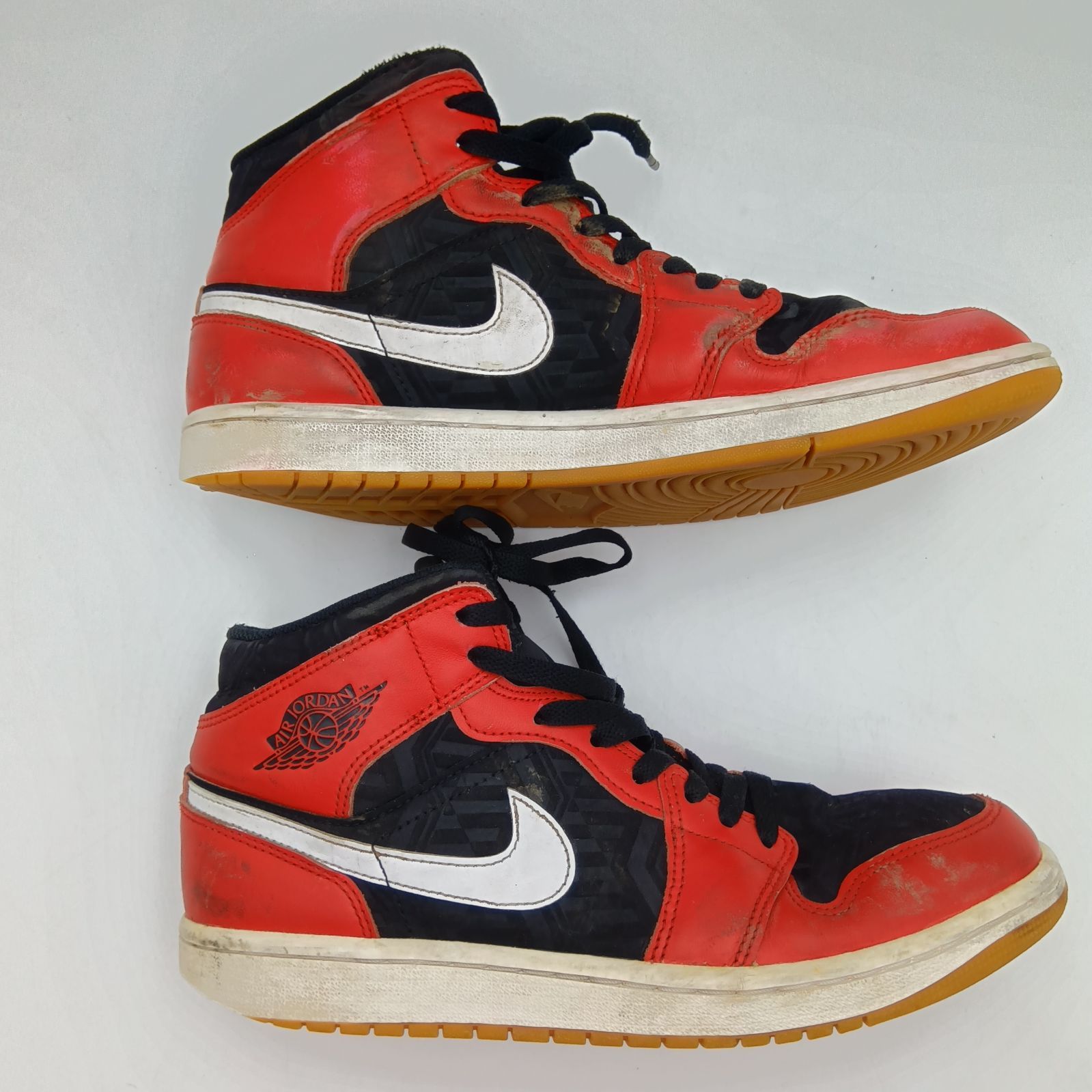 NIKE ナイキ AIR JORDAN 1 MID SE エアジョーダン ハイカット