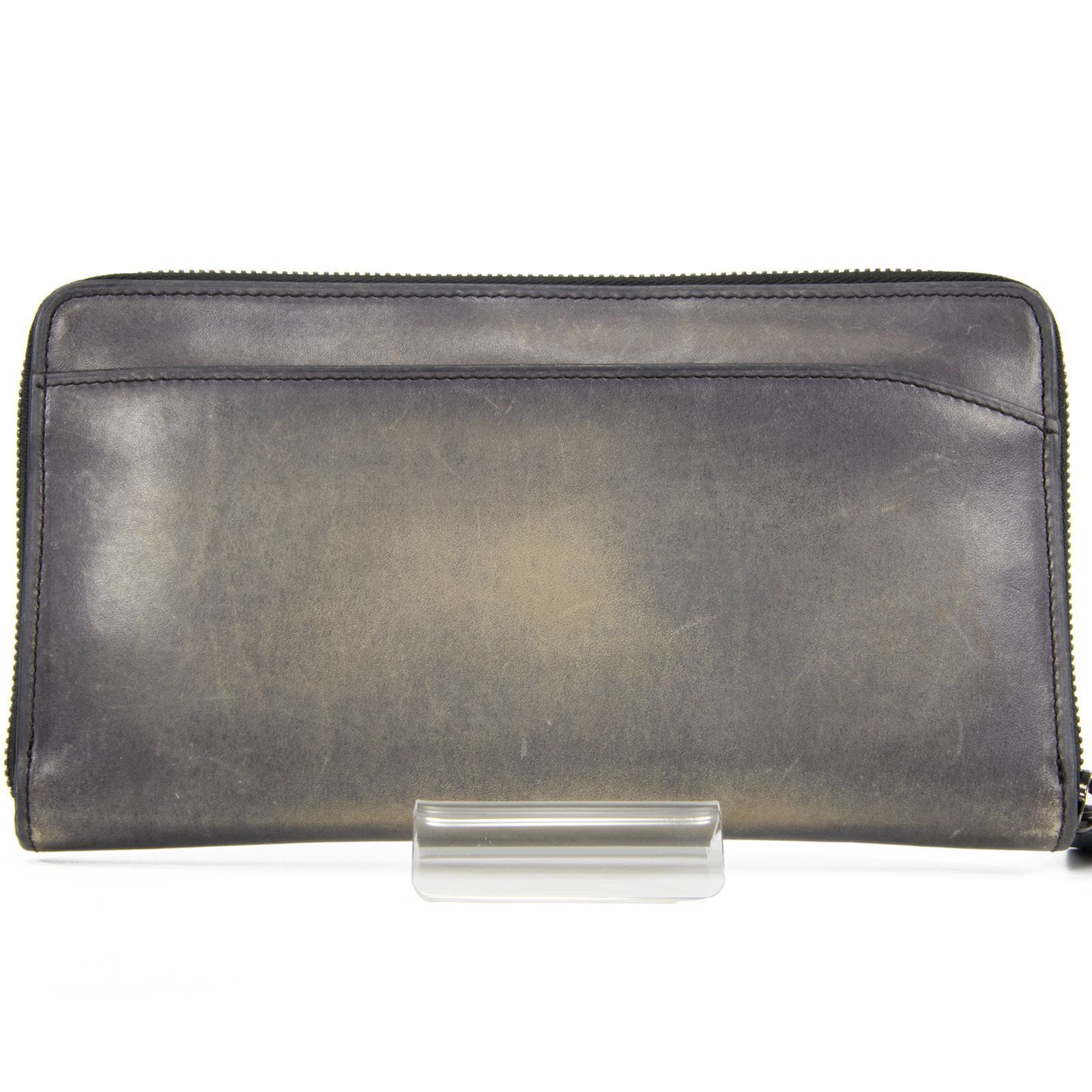 本物 送料無料 ベルルッティ 長財布 ラウンドファスナー ジップタイプ