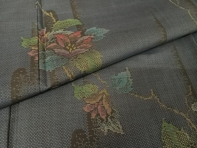 平和屋着物○本場大島紬 純泥染 手織 カタス7マルキ 草花文 当田安憲作