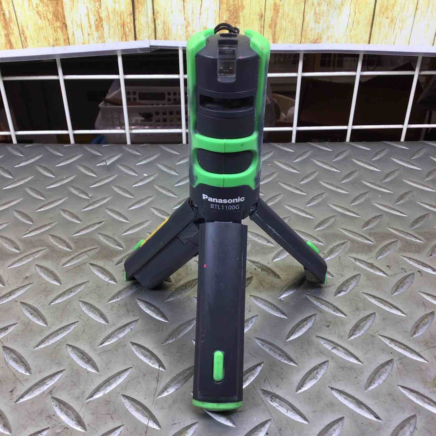 パナソニック Panasonic レーザー墨出し器 墨出し名人 十字 地墨 BTL1100G 川崎店