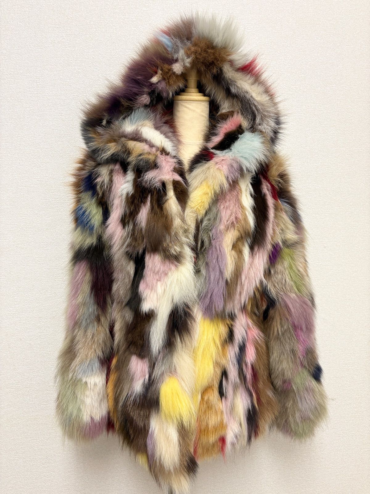 フォックスファーコート 毛皮 リアルファー カラフル C2510171 - メルカリ