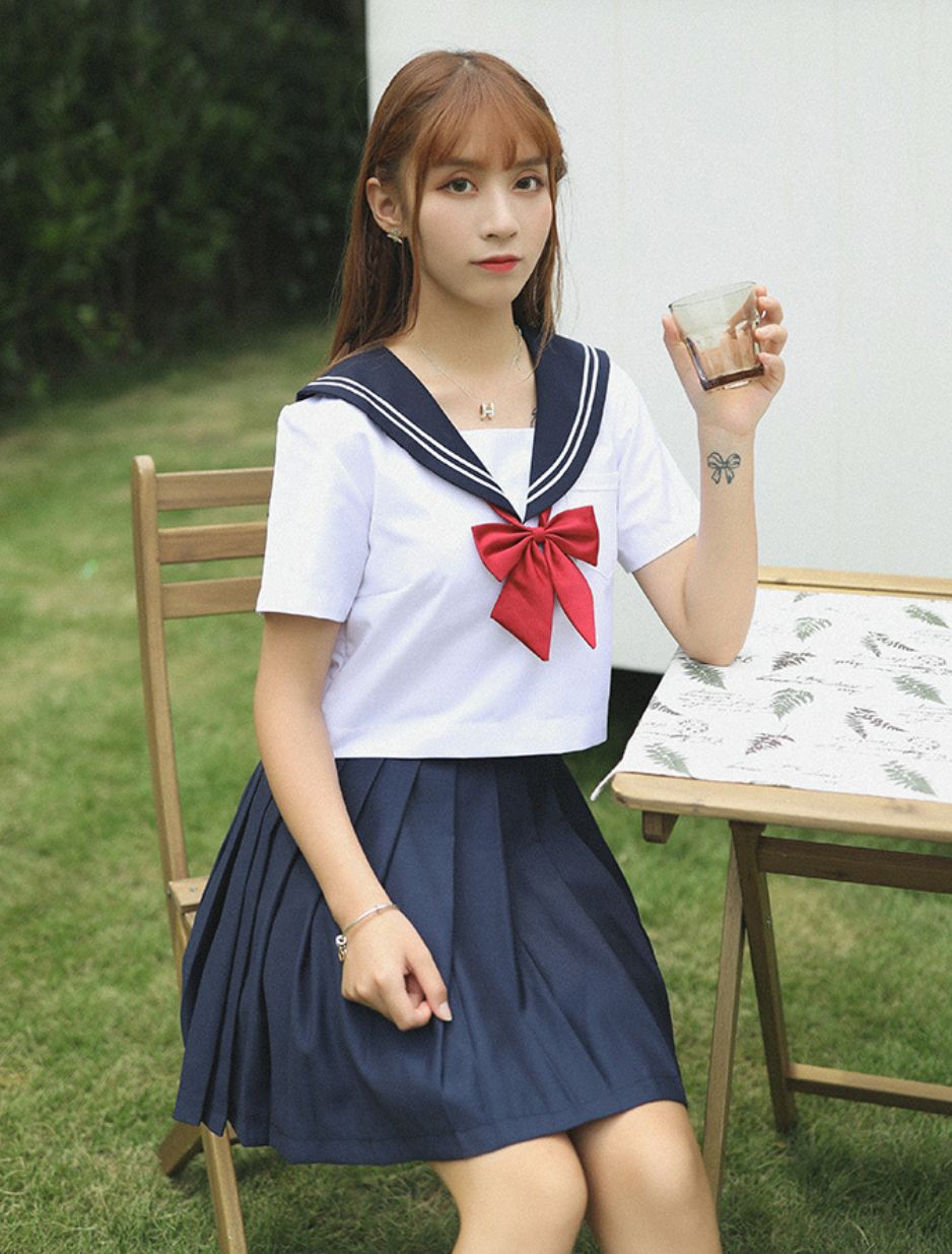 セーラー服 制服 コスプレ衣装 - メルカリ セーラー服 制服 コスプレ衣装 - メルカリ