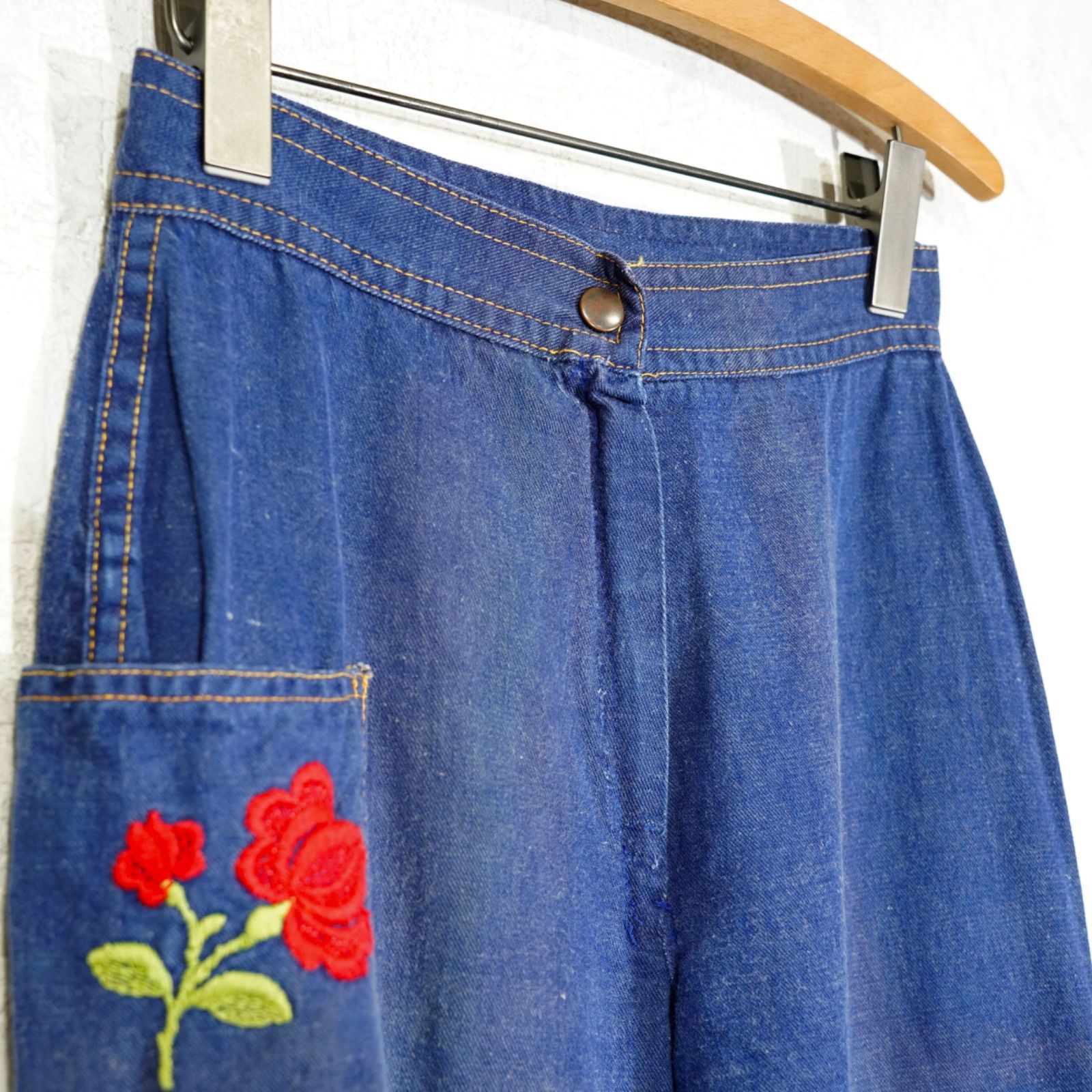 70’s USA VINTAGE アメリカ古着お花刺繍デザインフレアデニムパンツ 70's USA VINTAGE FLOWER EMBROIDERY DESIGN FLARE DENIM PANTS