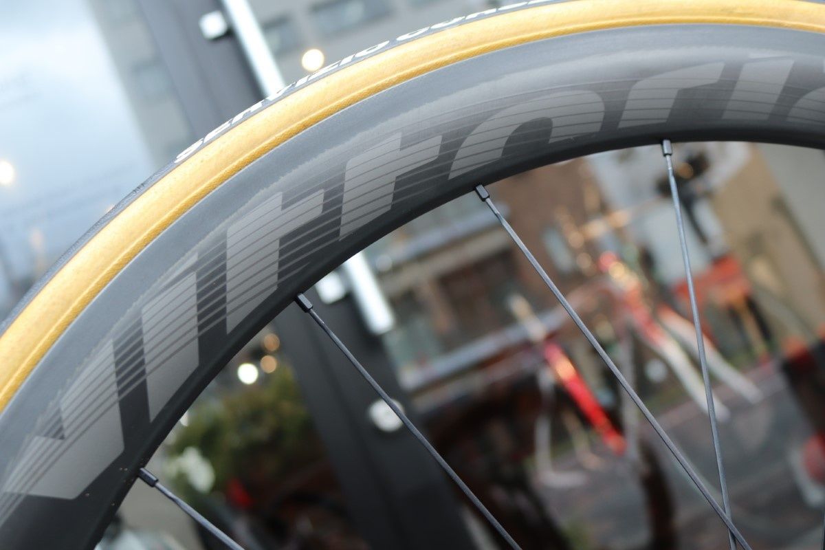 VITTORIA QURANO 46C カーボン クリンチャーホイール前後セット