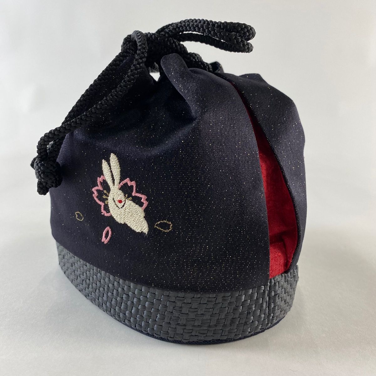 和装バッグ 美品 優品 セミフォーマル うさぎ 桜 刺繍 金糸 黒