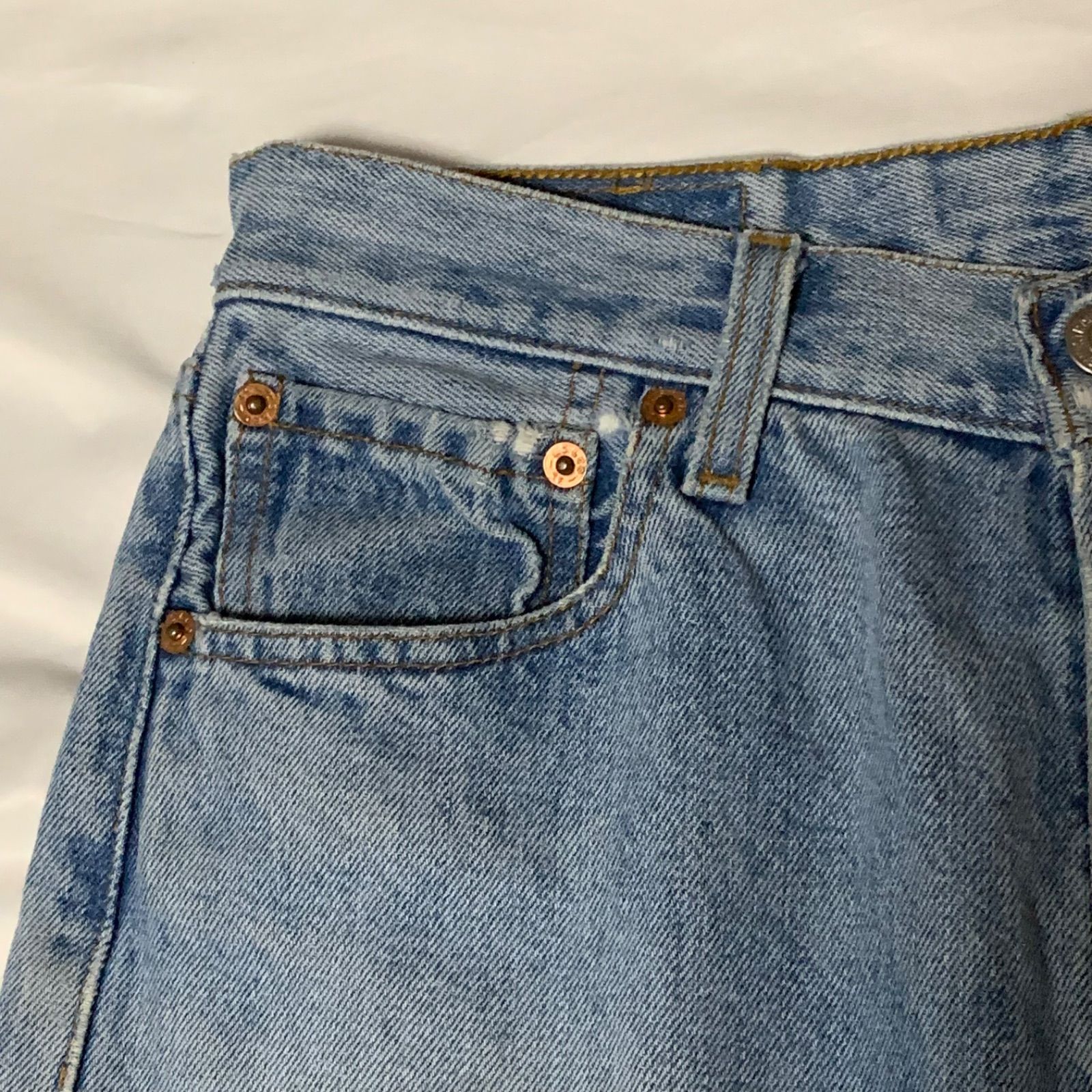 00s Euro Levi