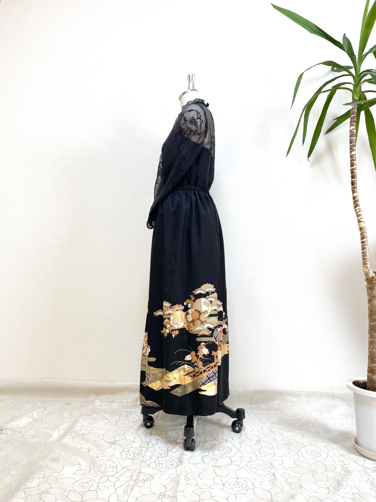 大人 セレブ着物スカートフリーサイズ1点物黒留袖着物リメイクウエストゴムロングスカートフリーサイズ みハンドメイドNO.5717 SIROKUMA-CORPORATION_COM