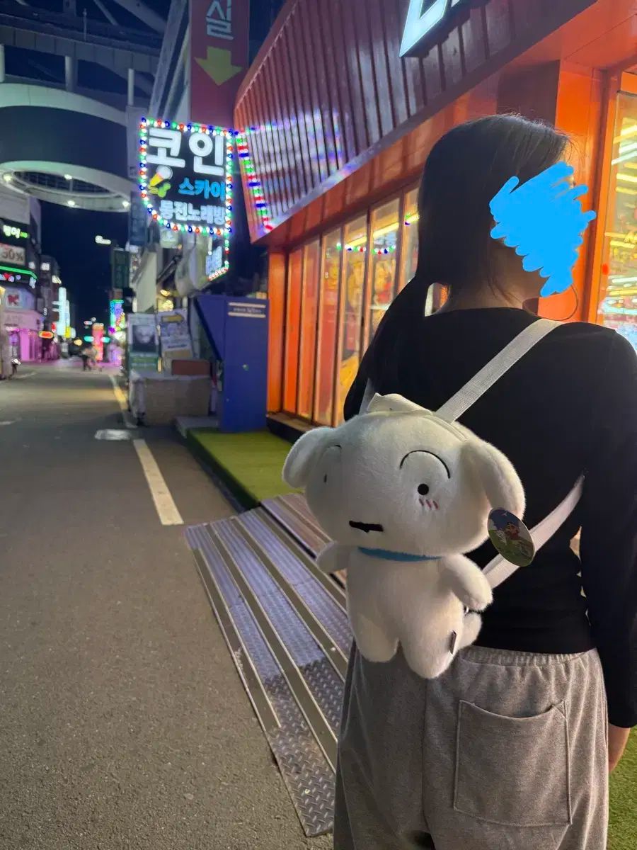 アルビノ 人形 バッグ