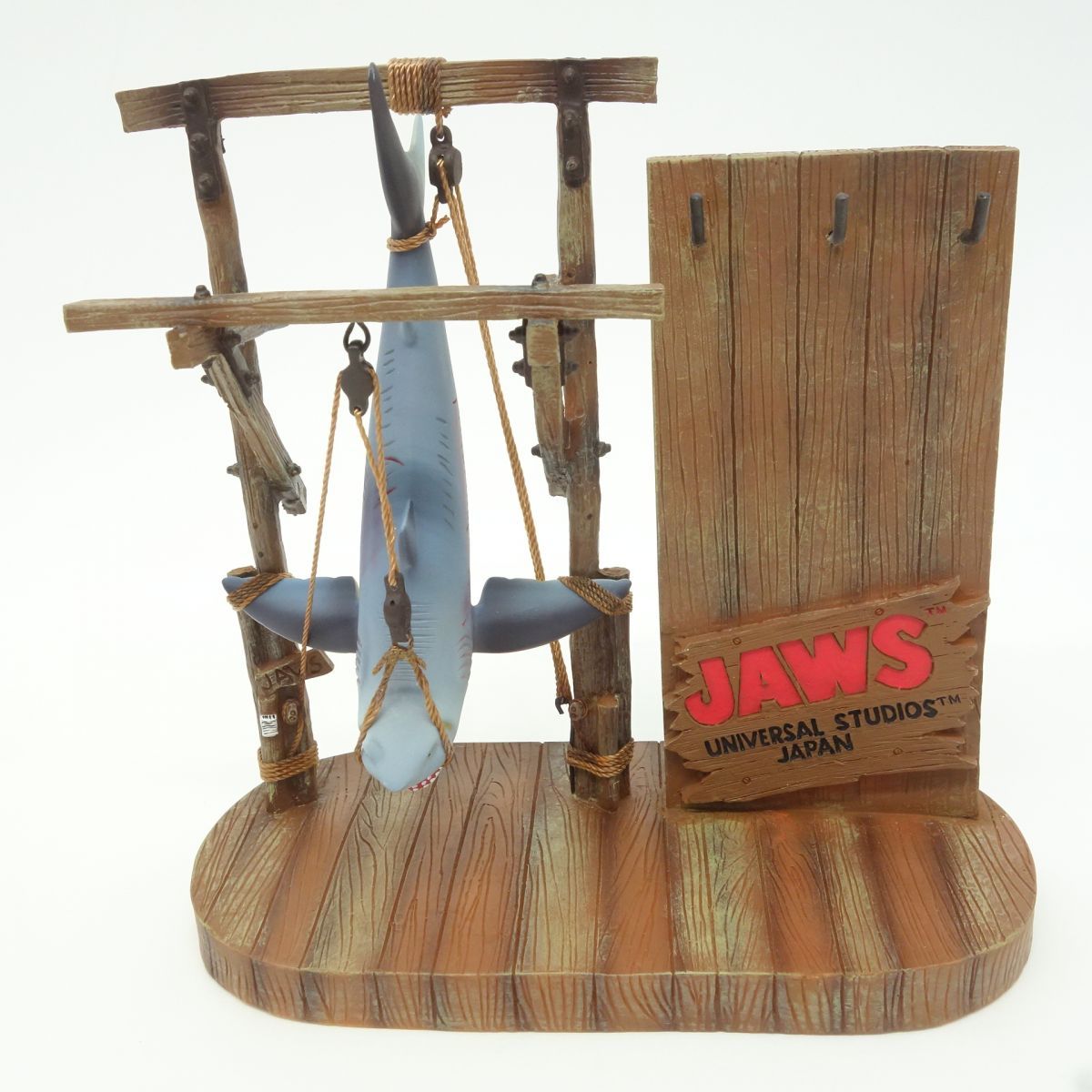 USJ ユニバーサルスタジオジャパン JAWS ジョーズ キーチェーンフック ※中古 - メルカリ