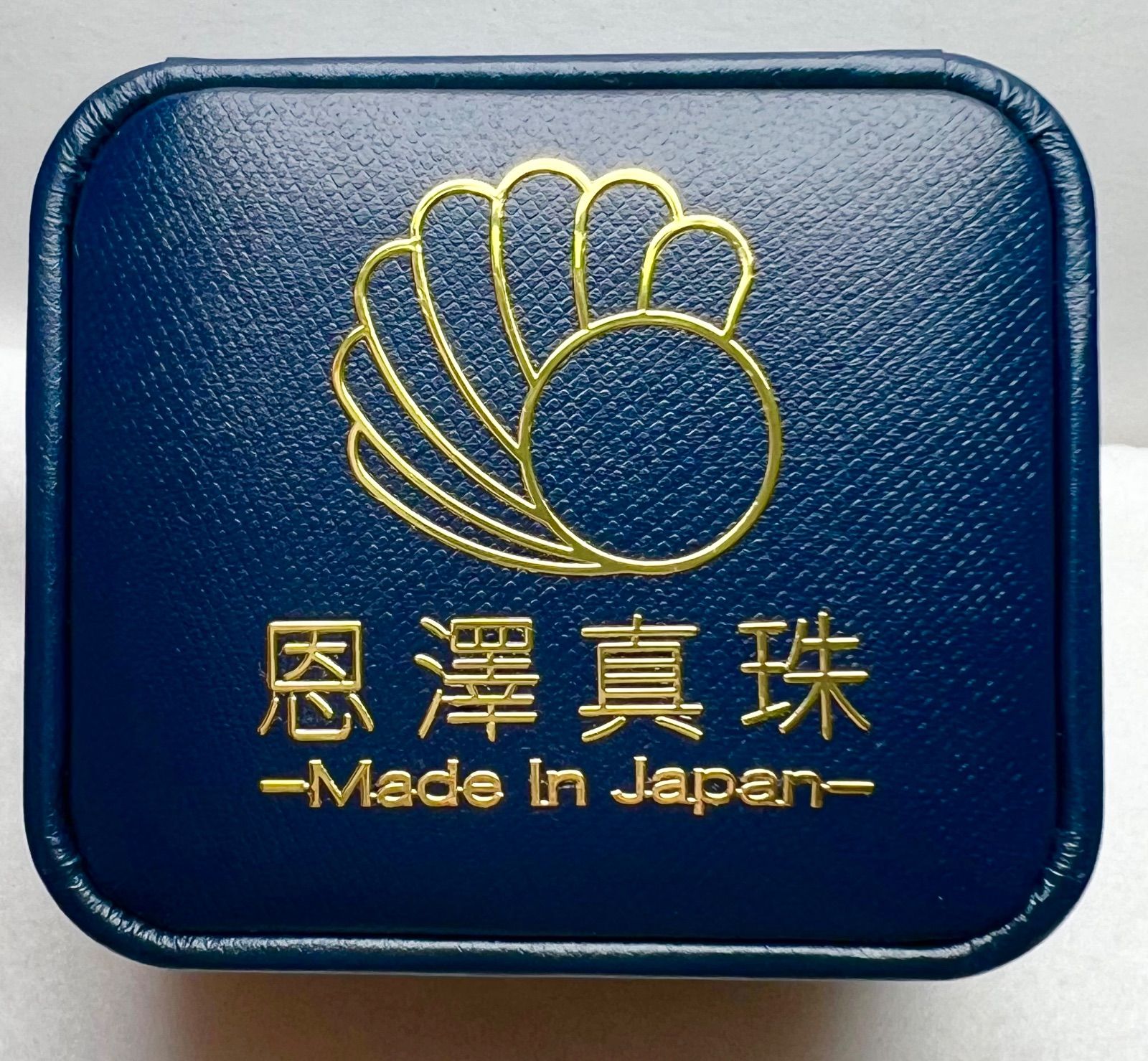 伊勢志摩英虞湾産 越物あこや真珠 8.5〜9.0mm 真珠総合研究所鑑定書付  