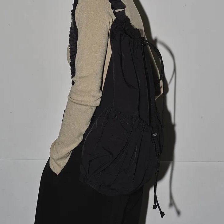 新品未使用 TODAYFUL ナイロンギャザーバッグ ブラック 即日発送  