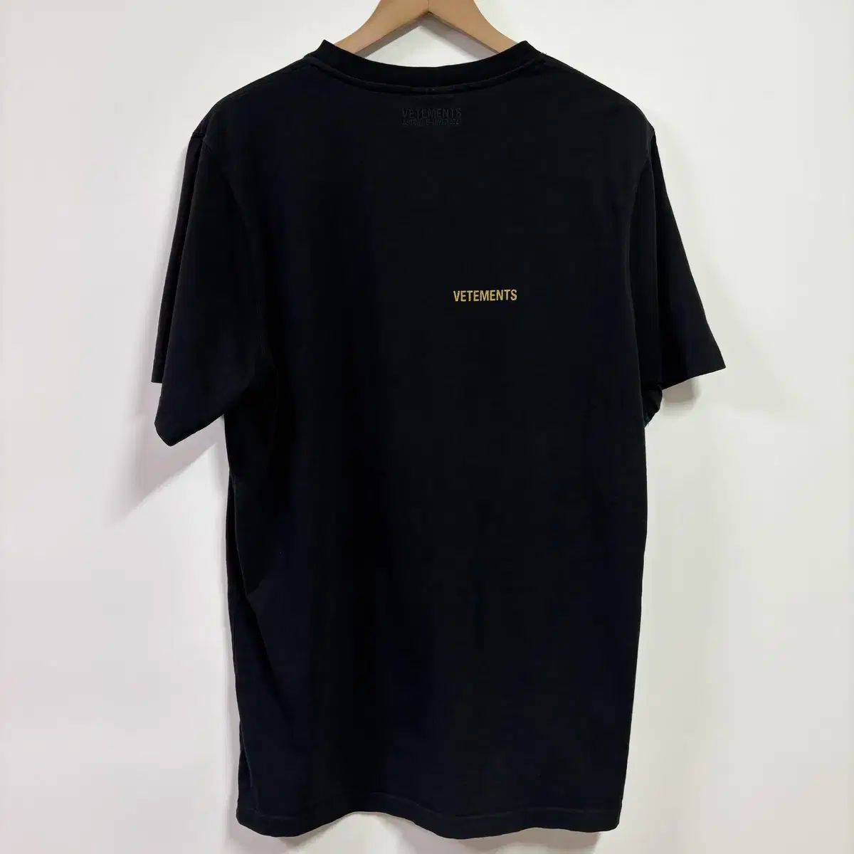 vetements 20aw Tシャツ VETEMENTS(ヴェトモン) 20AW LOGO FRONT BACK 