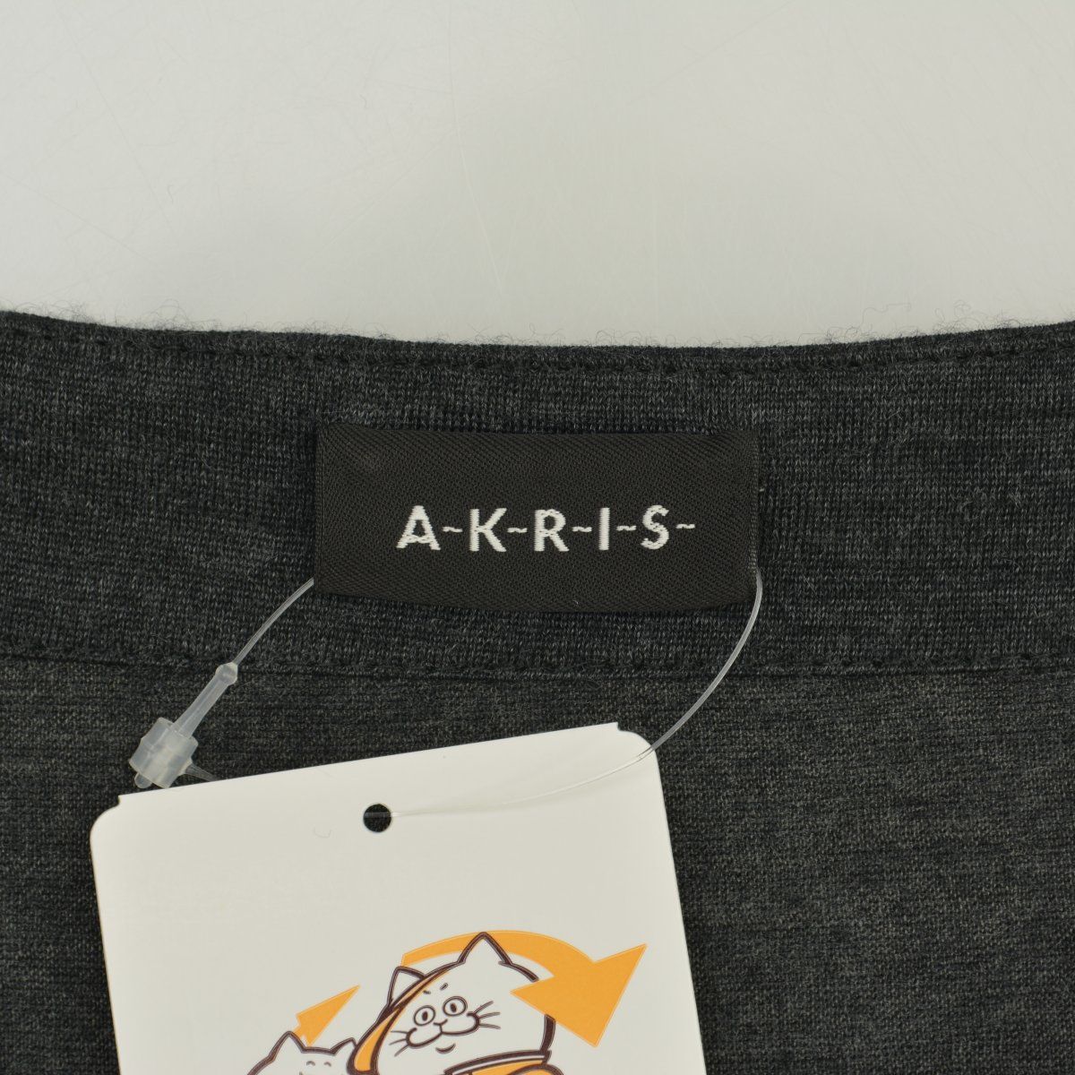 AKRIS】カシミヤシルクニット五分袖カットソー - メルカリ