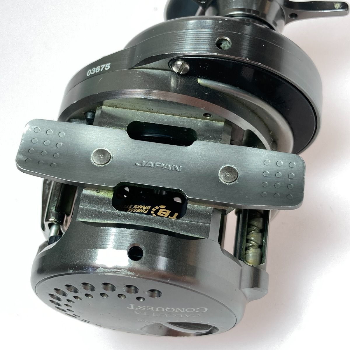 SHIMANO シマノ 17 カルカッタコンクエスト BFS HG 右 03675 ベイト