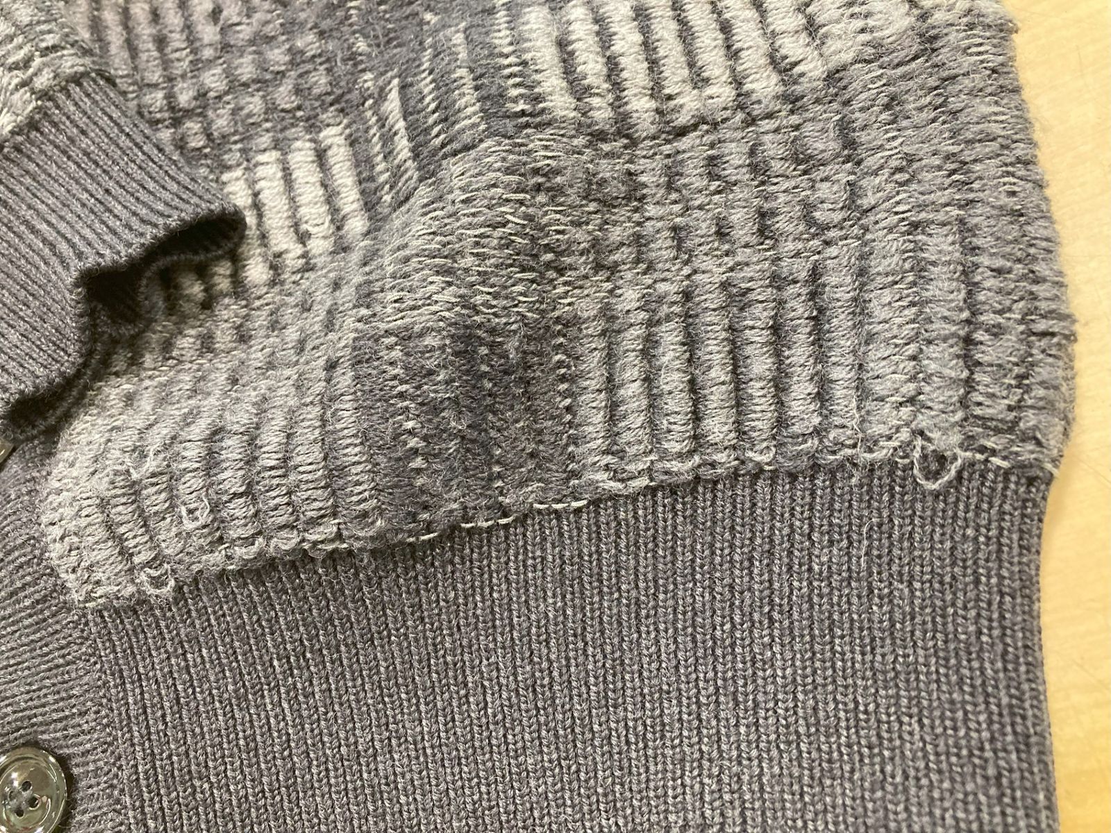 MAISON MARGIELA メゾンマルジェラ S50HA0364 S14314 V NECK MAISON MARGIELA メゾンマルジェラ S50HA0364 S14314 V NECK