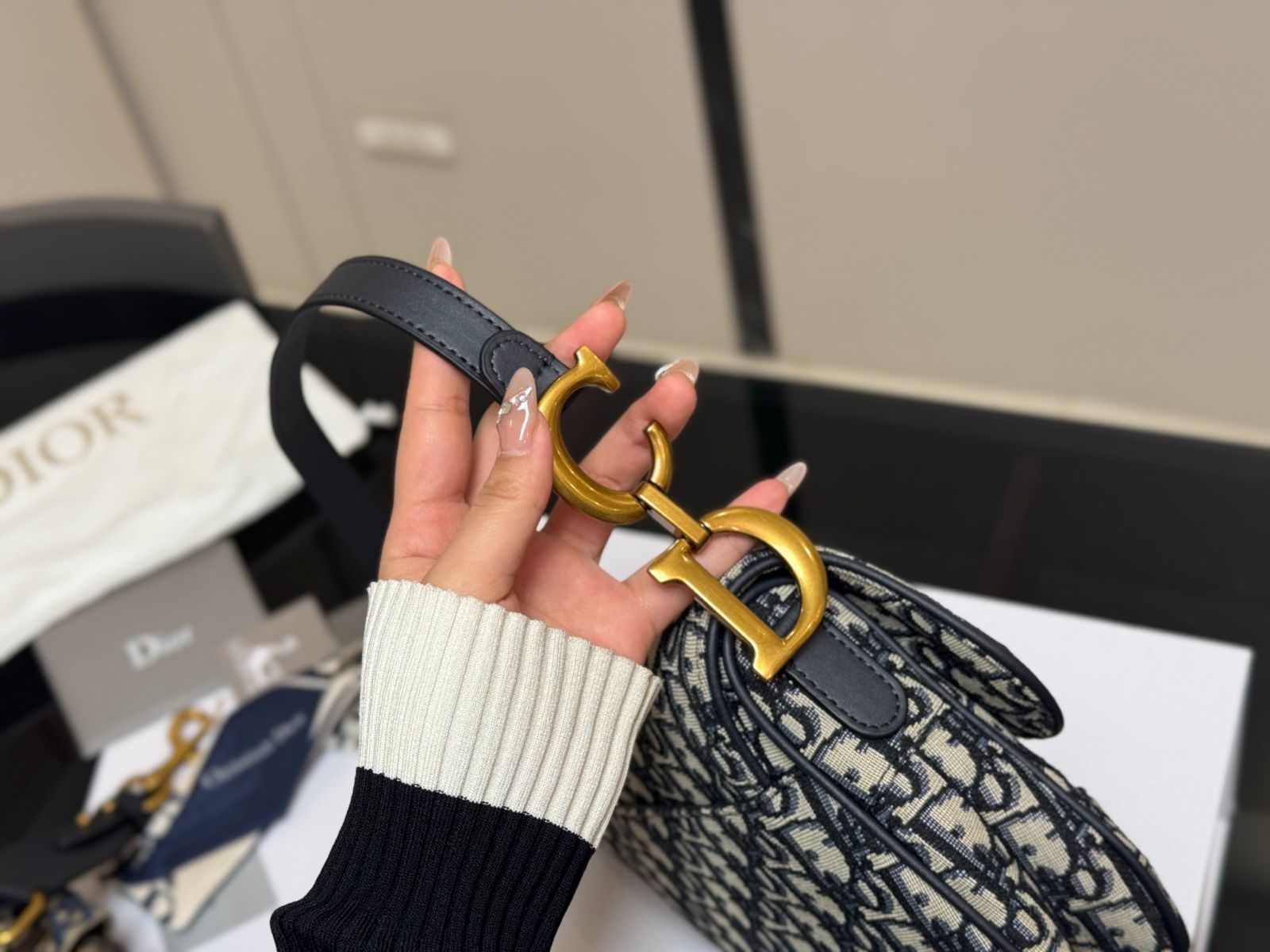 国内発送/Dior/サドル バッグ DIORサドルバック - メルカリ