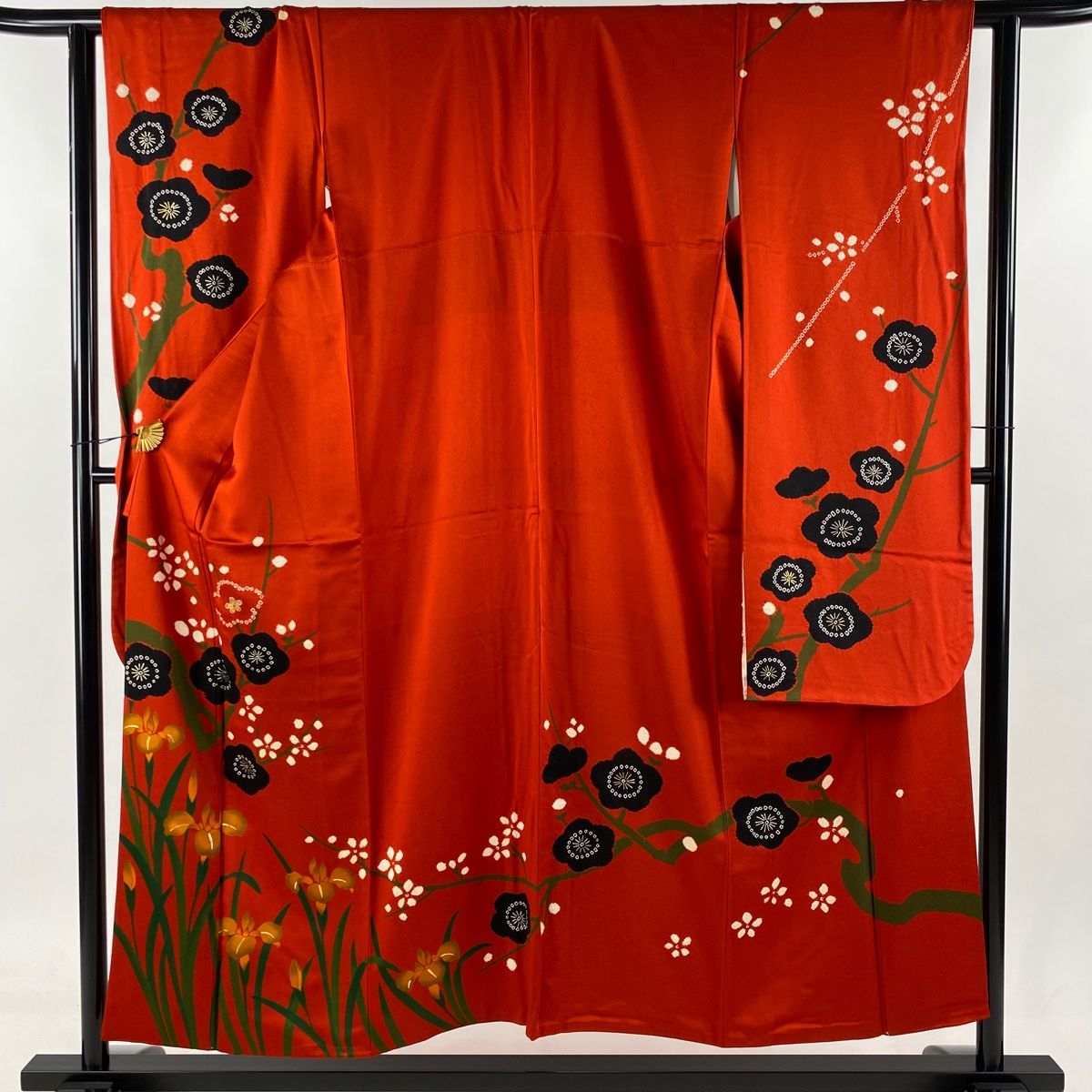 振袖 身丈153cm 裄丈63cm S 袷 枝梅 菖蒲 金彩 絞り 赤 正絹 名品  