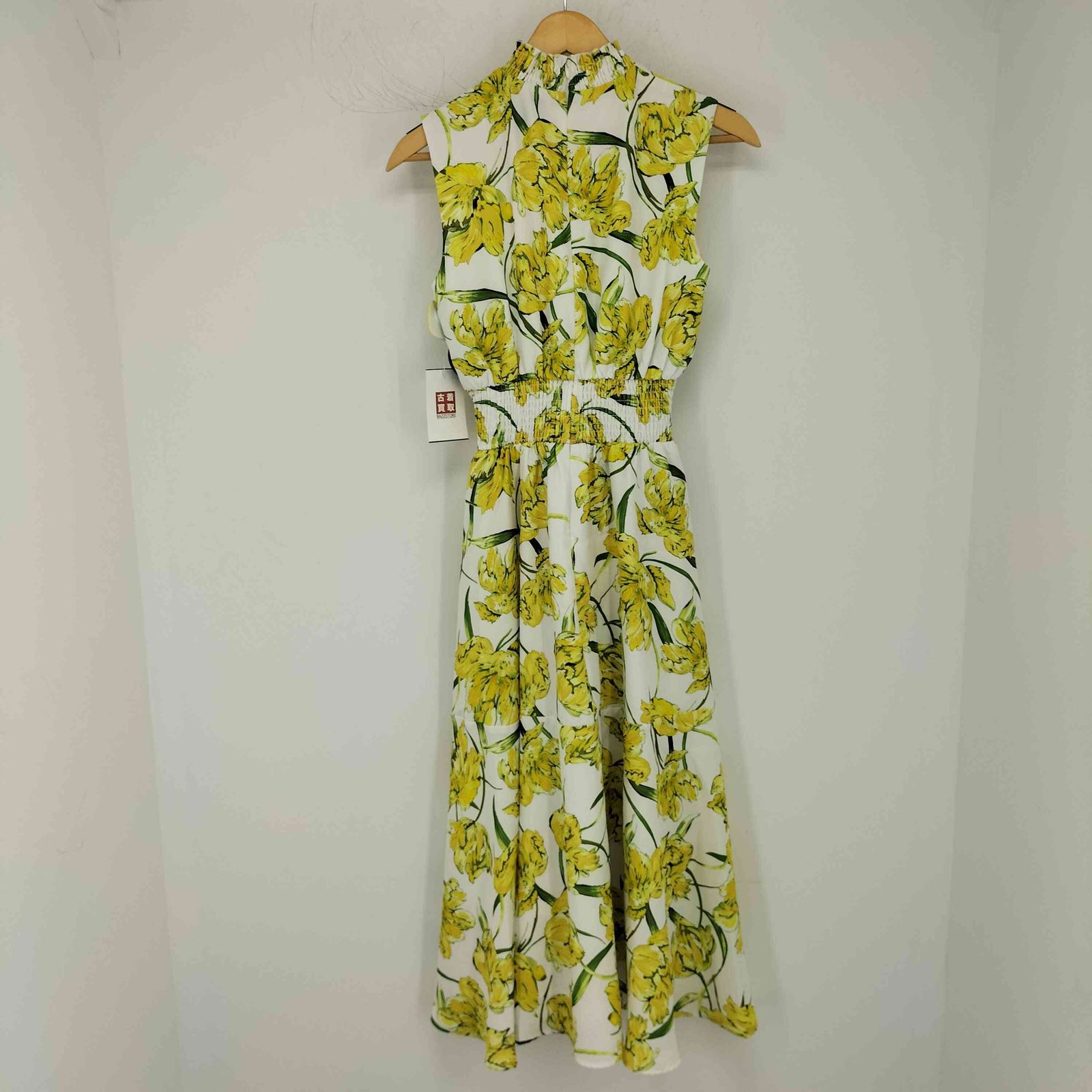Bloom floral shirring エミリアウィズ　ワンピース emiriawiz Bloom floral shirring ワンピース - メルカリ