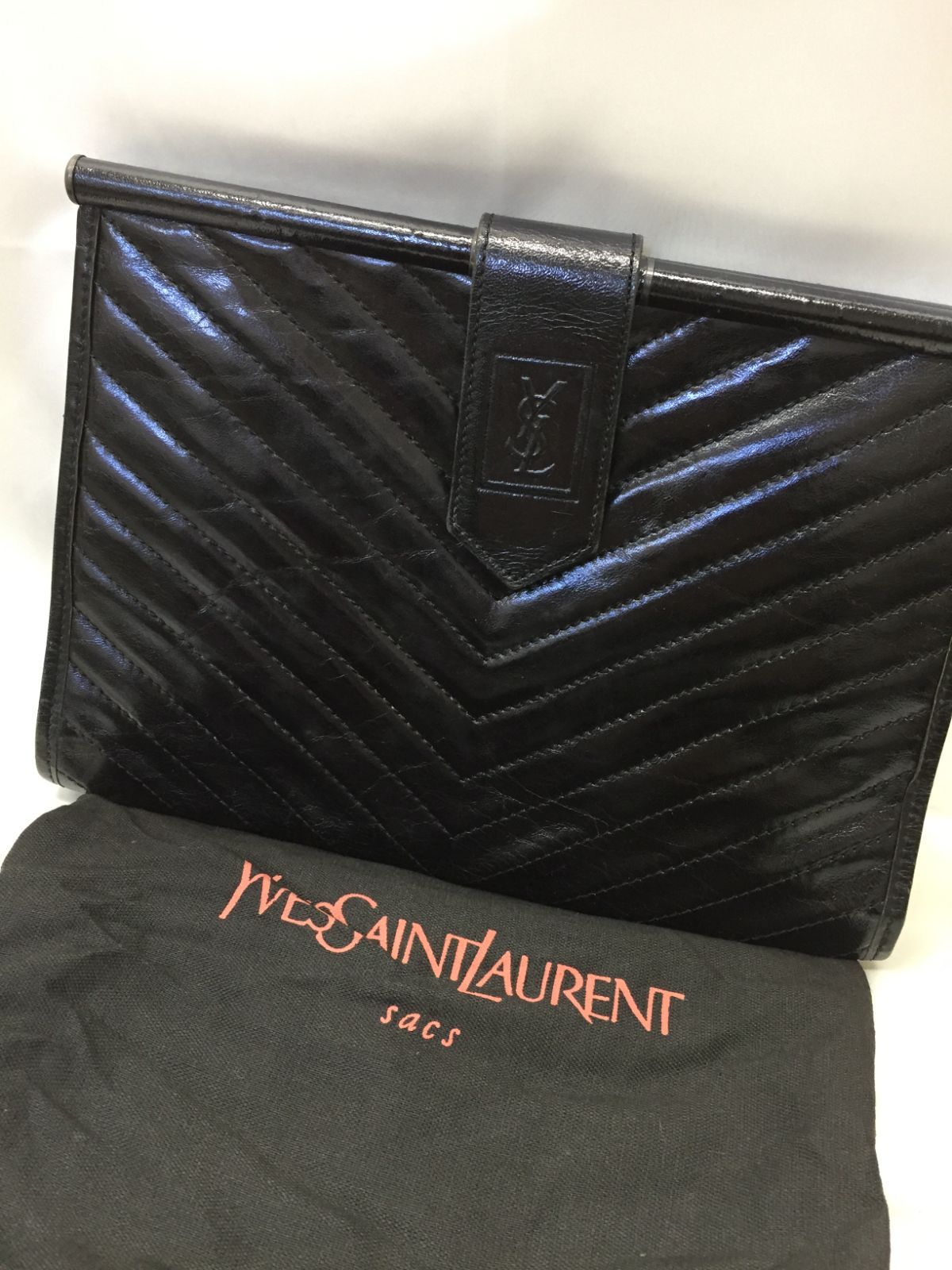 S【ヴィンテージ】イヴサンローラン Vステッチ クラッチバッグ YSL