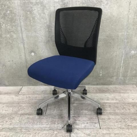 オカムラ okamura 製 ヴィラージュチェア8VCM1A FHR6 SJ