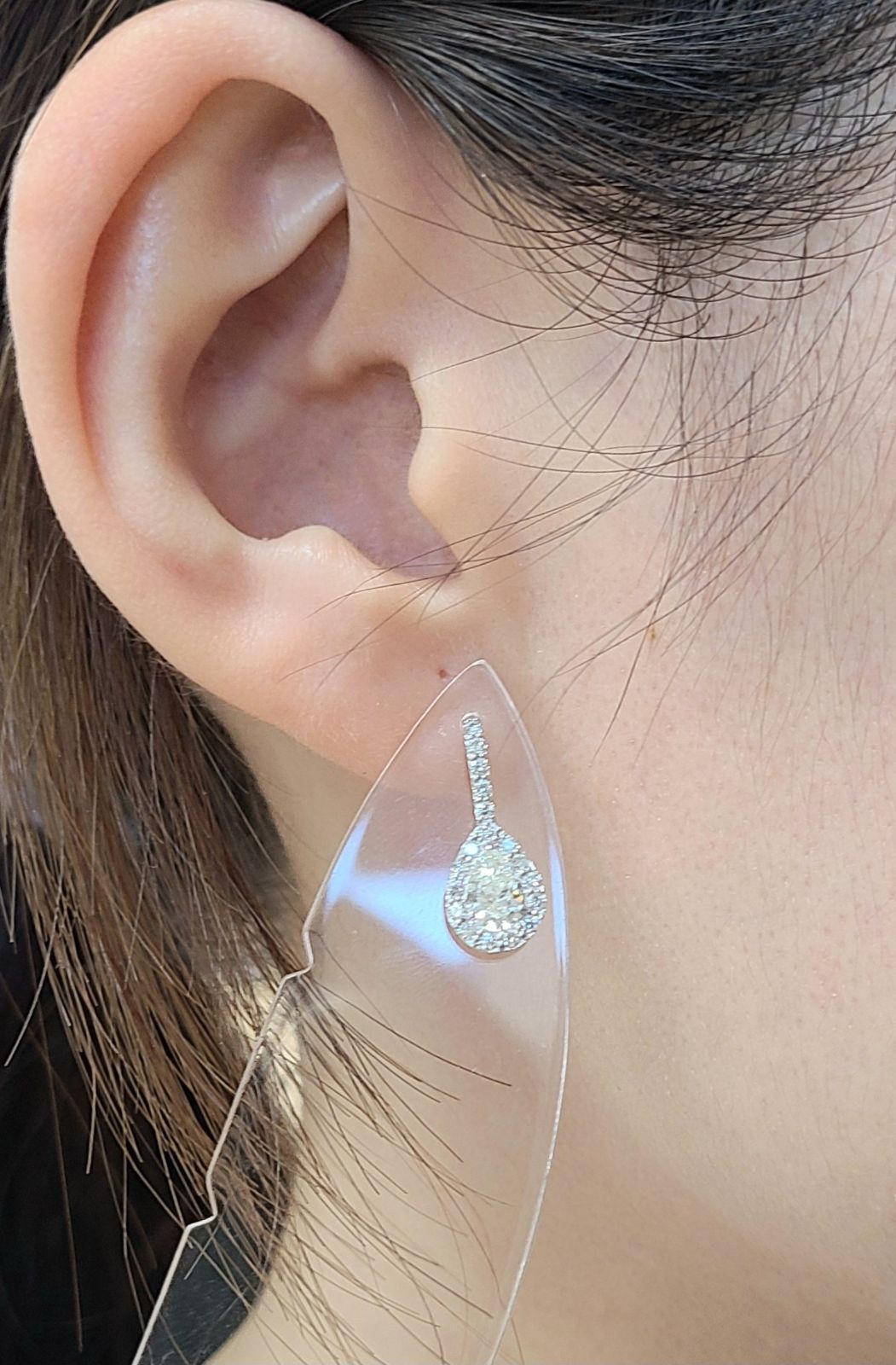 エレガント！ペアシェイプ ダイヤモンド 計1.2ct K18 WG ピアス エレガント！ペアシェイプ ダイヤモンド 計1.2ct K18 WG ピアス - メルカリ