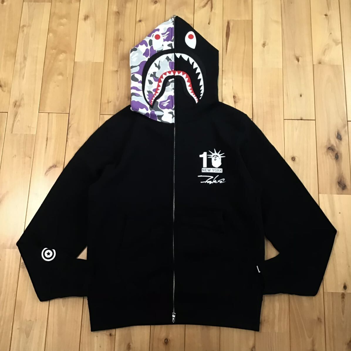 ☆NY10周年記念☆ Futura × BAPE camo シャーク パーカー shark full zip hoodie New york a  bathing ape BAPE エイプ ベイプ - メルカリ