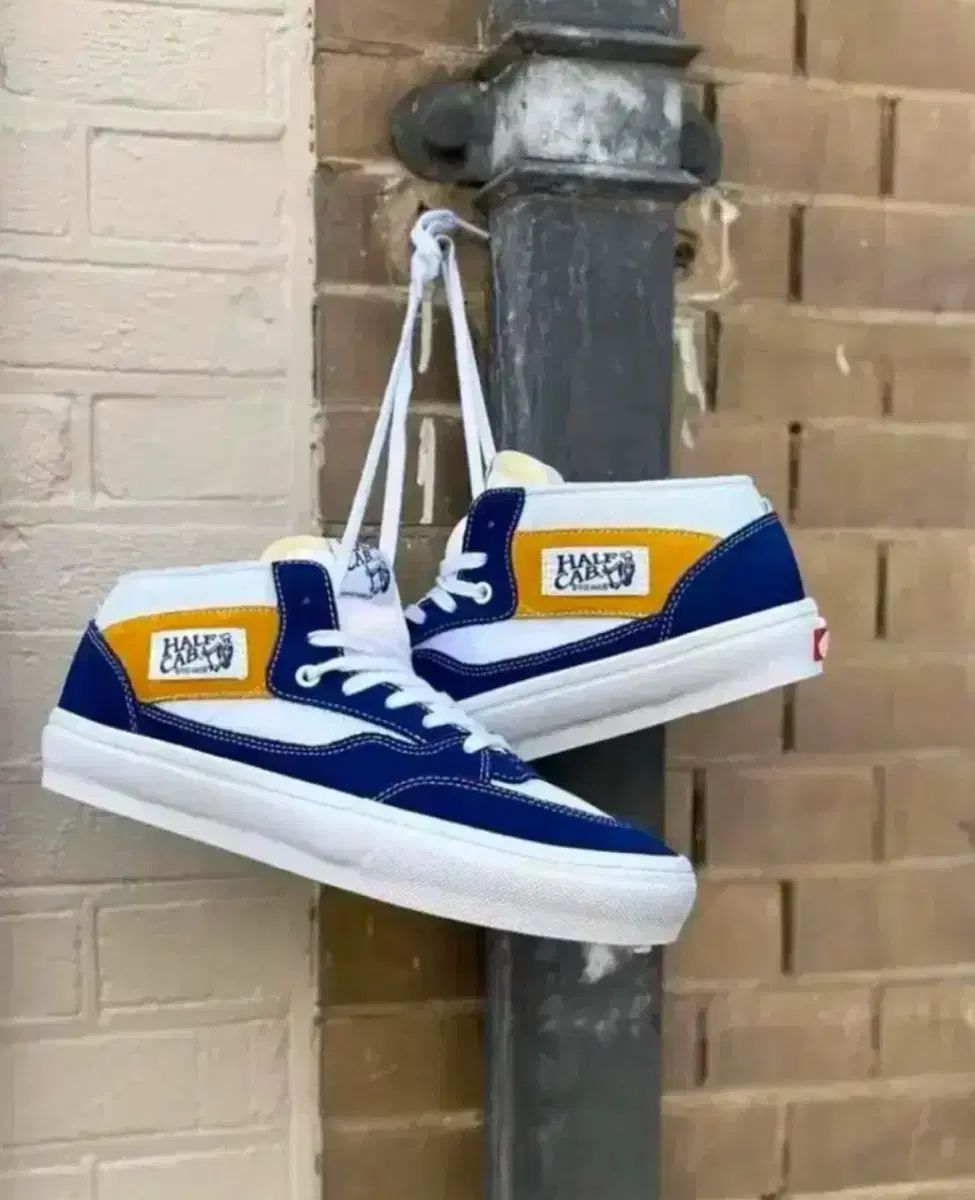 【雷市場（ポンジャン）商品韓国直送】 （ 260 ） VANS(バンズ) スケート ハーフキャブ 92 30 記念日 ブルー