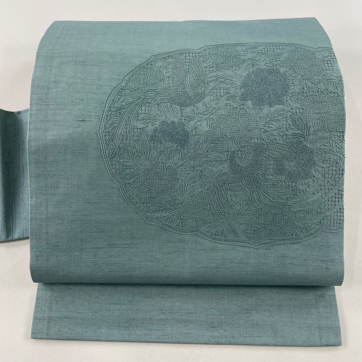 名古屋帯 秀品 牡丹 鳥 刺繍 水色 正絹