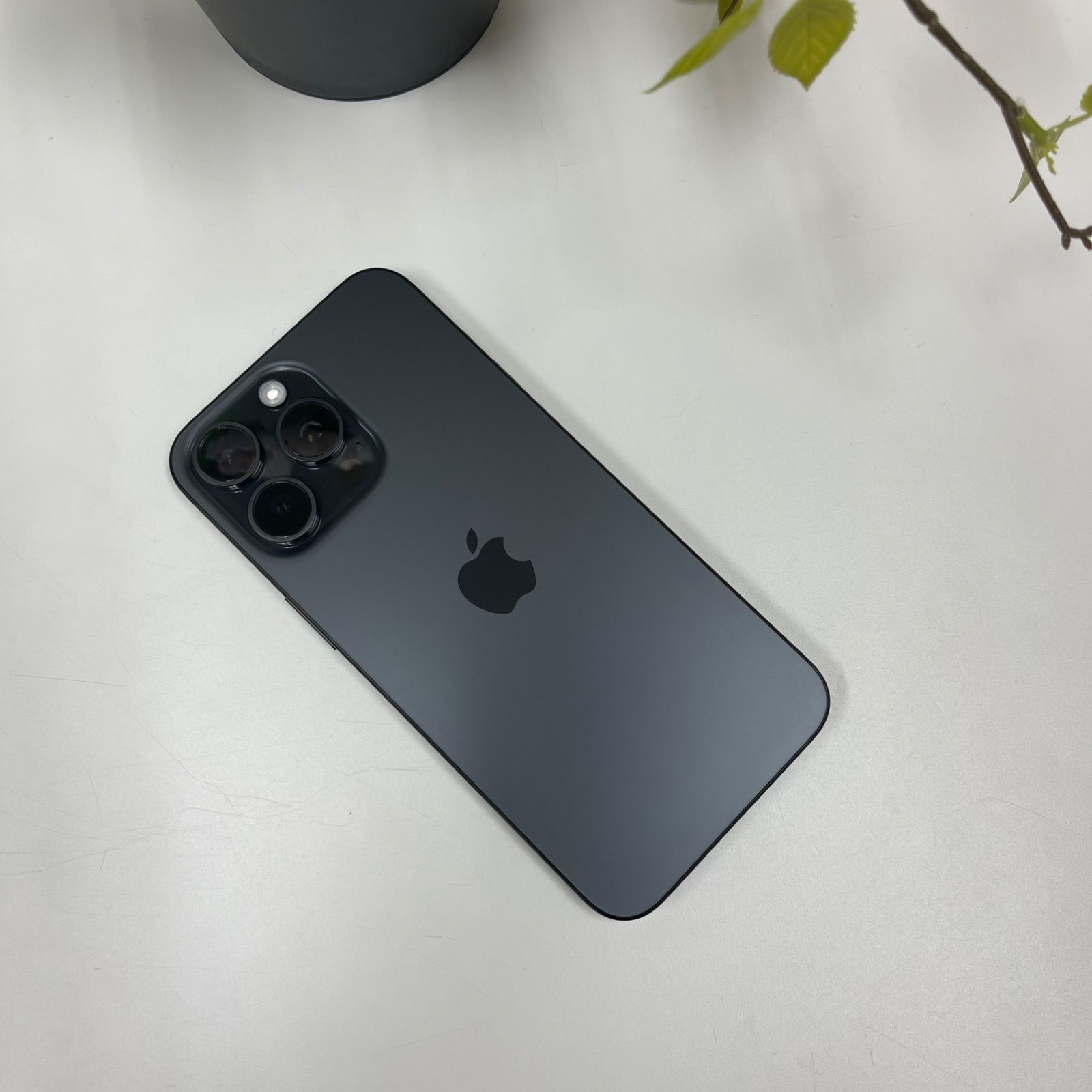 iPhone 15ProMax 256GB ブラック 国内版SIMフリー送料無料 - メルカリ