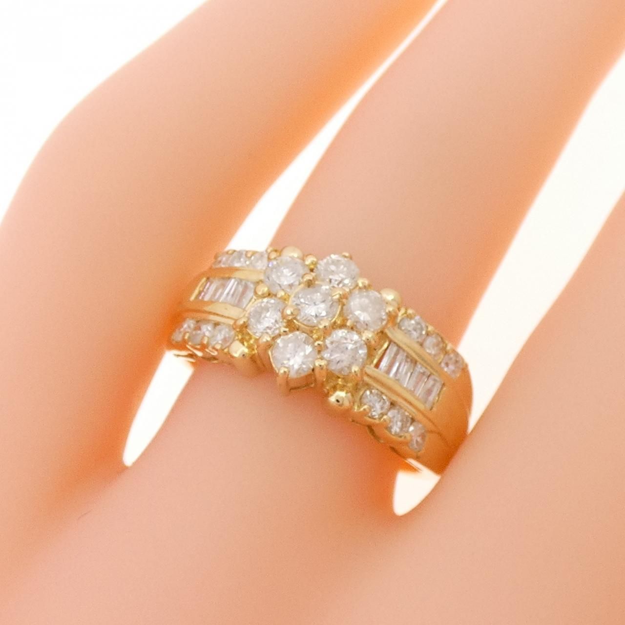 フラワーモチーフ ダイヤリング 1.00ct K18WG ホワイトゴールド 12号強【中古】【送料、代引手数料無料】 コメ兵｜K18WG フラワー ダイヤモンド リング 1.00CT｜ジュエリー